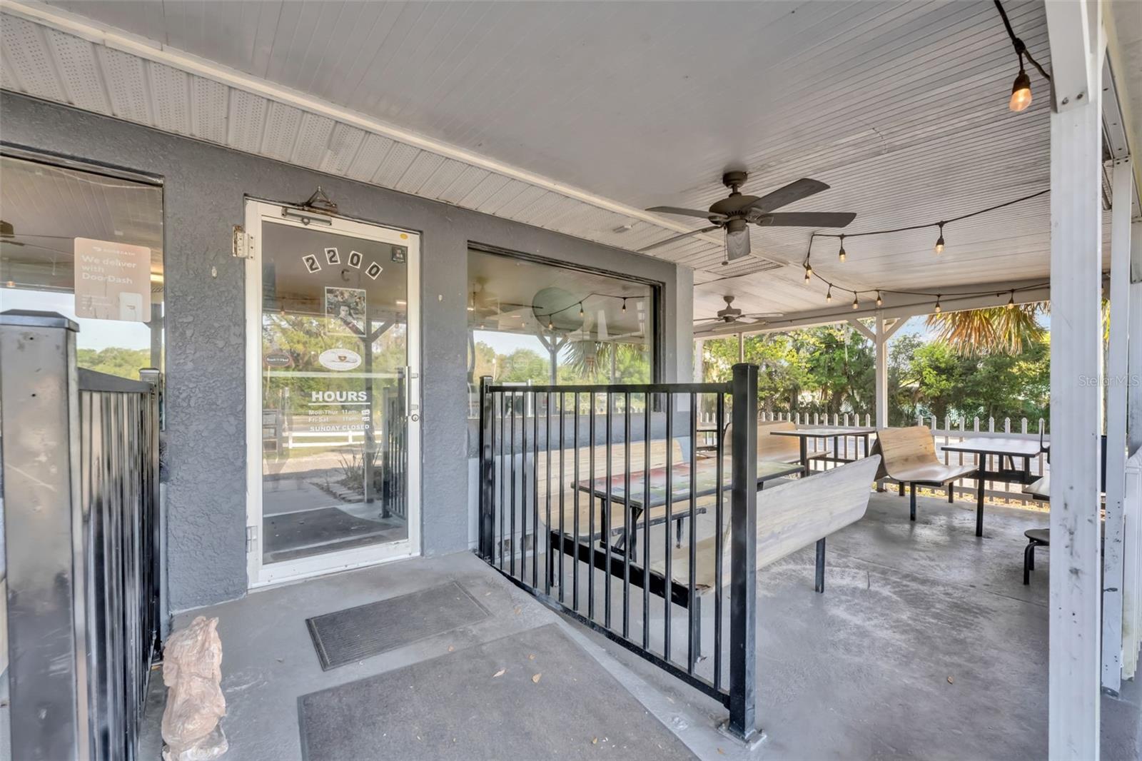 Image 5 of 72 For 2200 Volusia Avenue