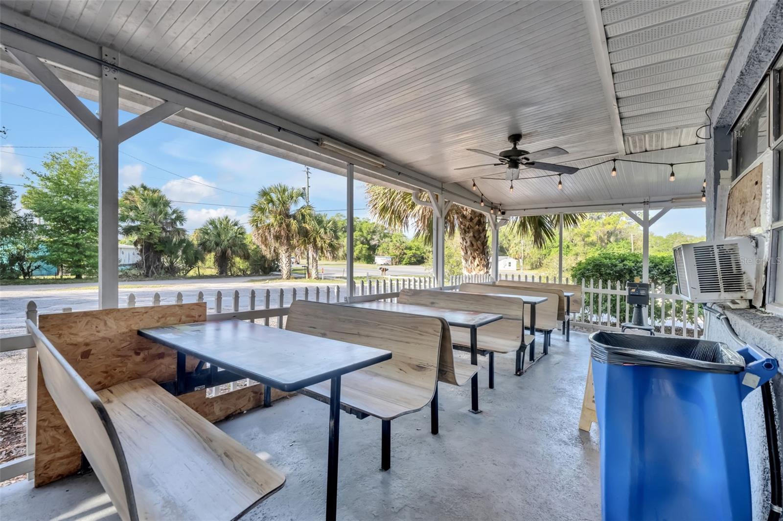 Image 7 of 72 For 2200 Volusia Avenue