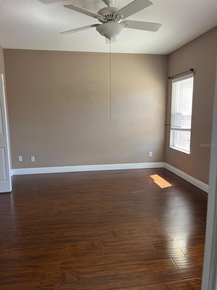 Image 9 of 21 For 4523 Sunset Lane