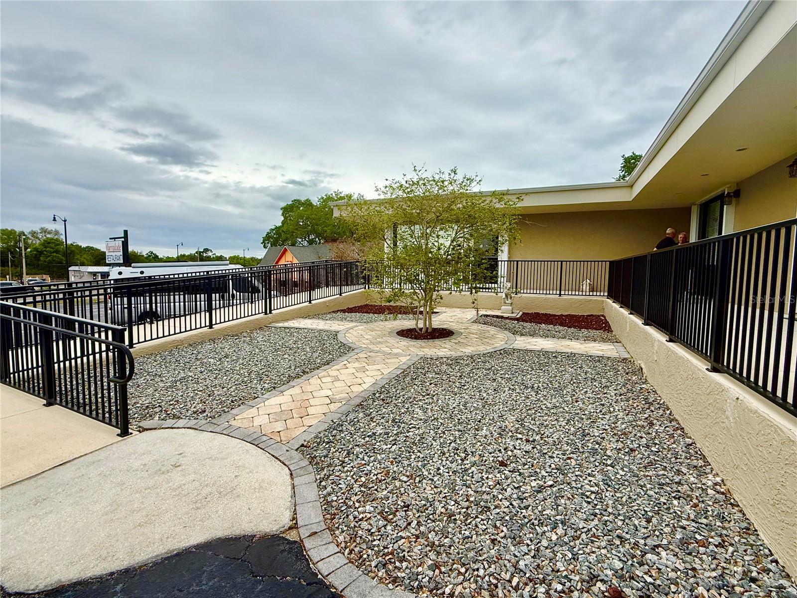 Image 15 of 71 For 220 Coral Sands Drive