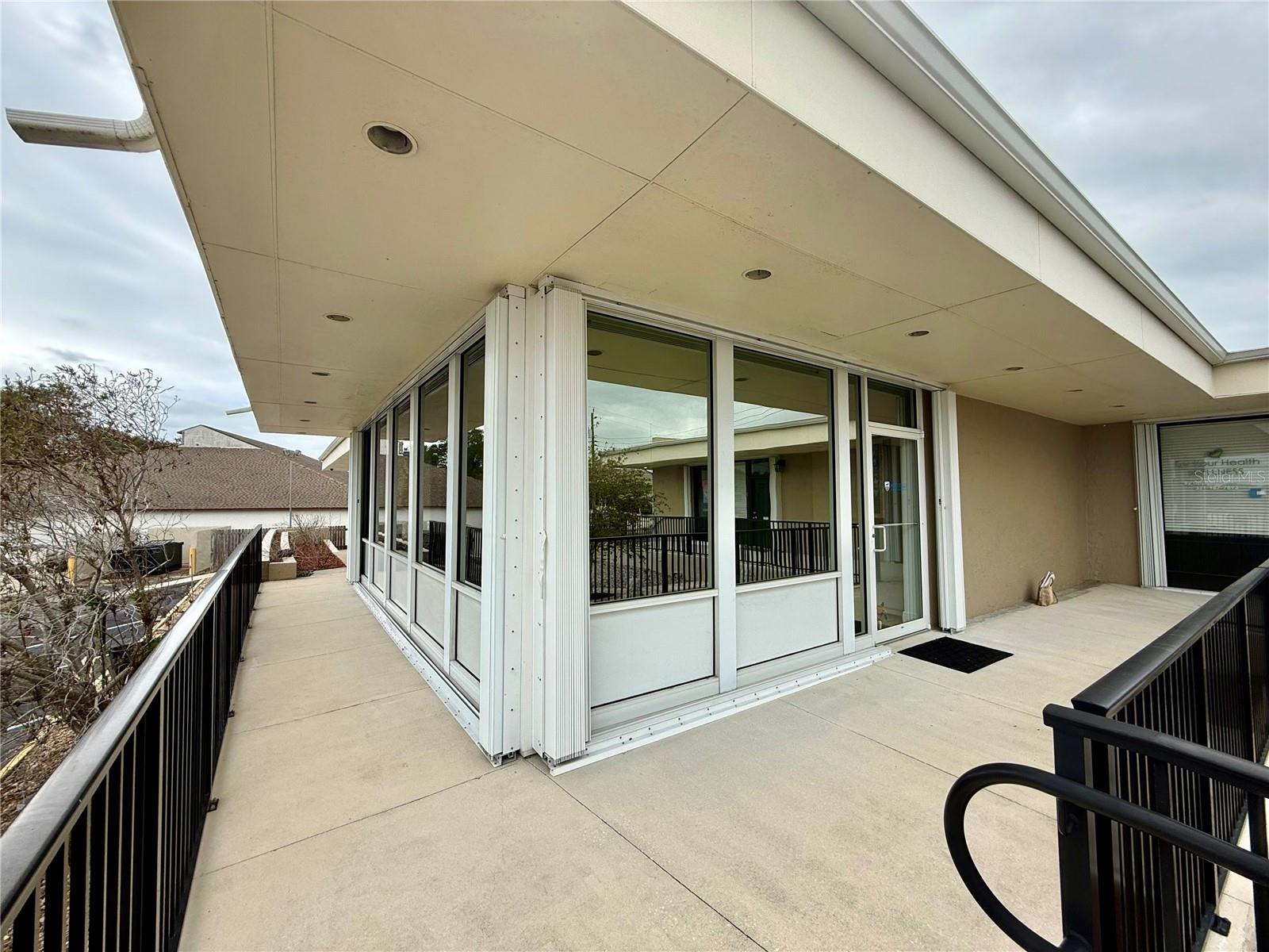 Image 17 of 71 For 220 Coral Sands Drive