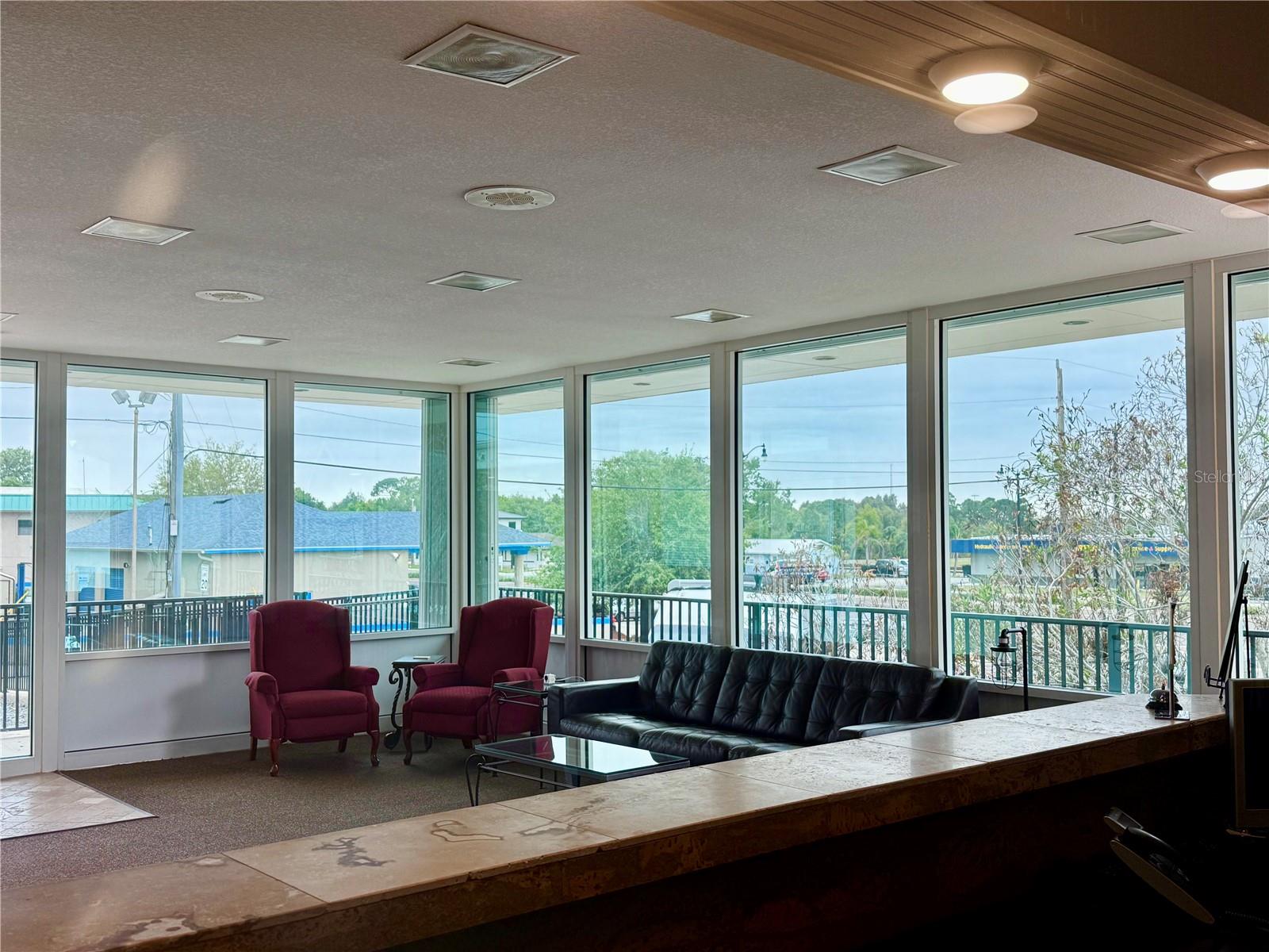 Image 21 of 71 For 220 Coral Sands Drive