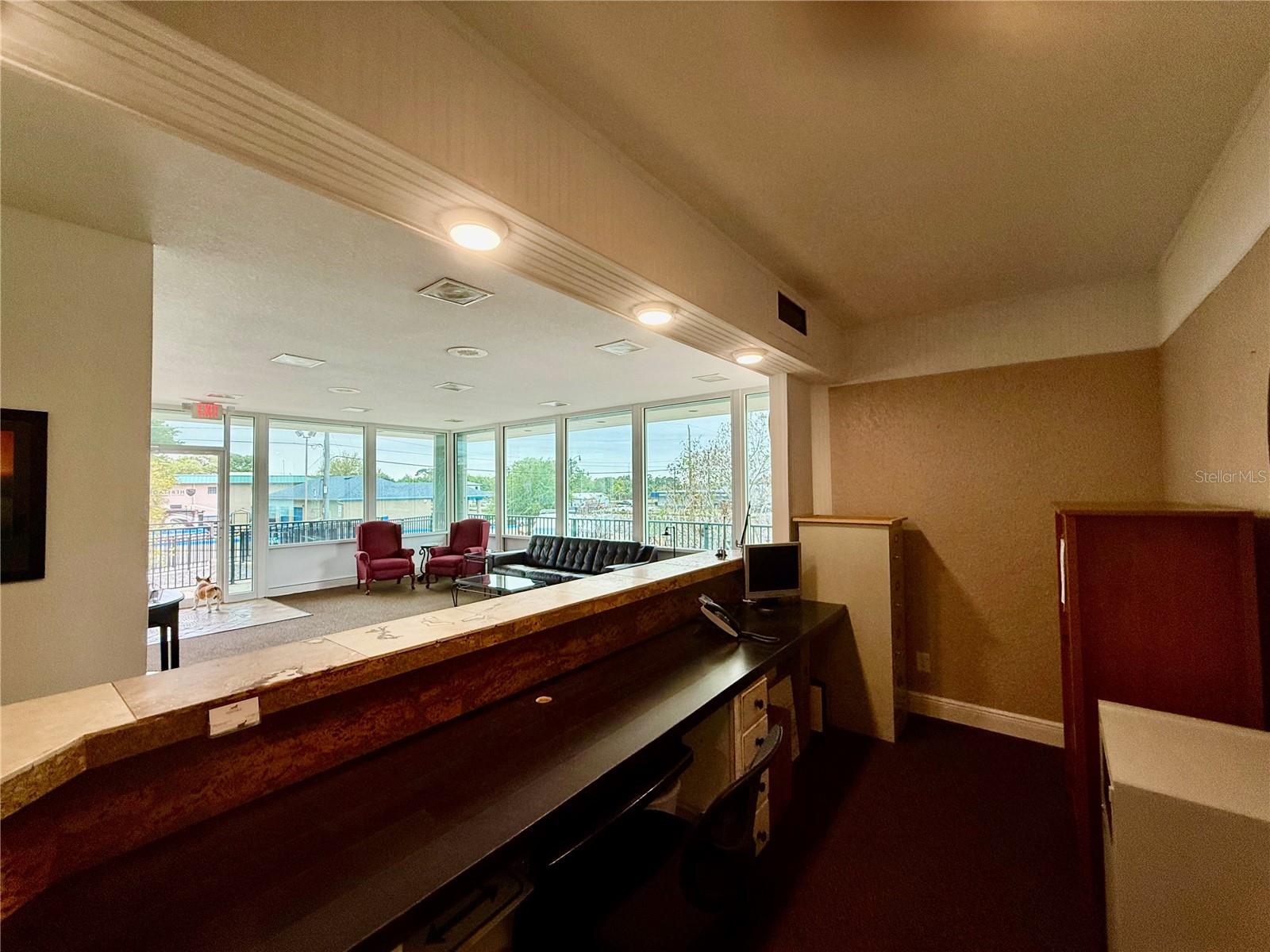 Image 22 of 71 For 220 Coral Sands Drive