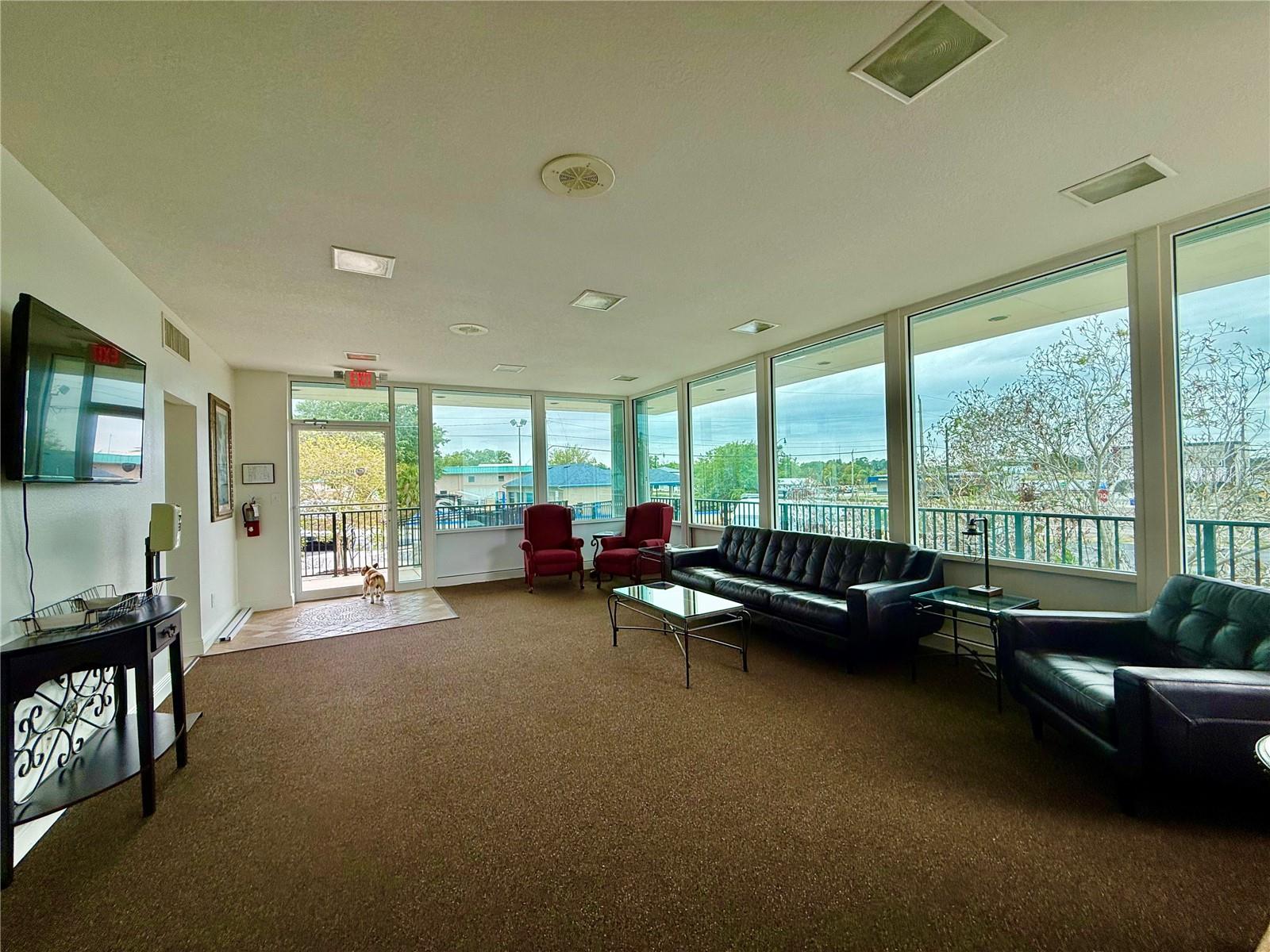 Image 23 of 71 For 220 Coral Sands Drive