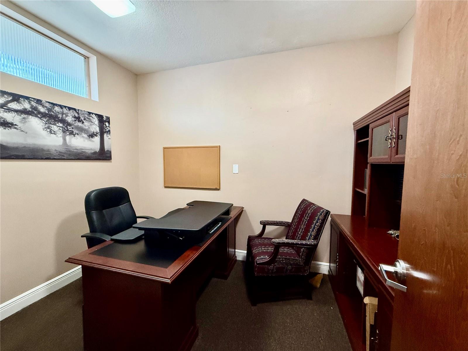 Image 29 of 71 For 220 Coral Sands Drive