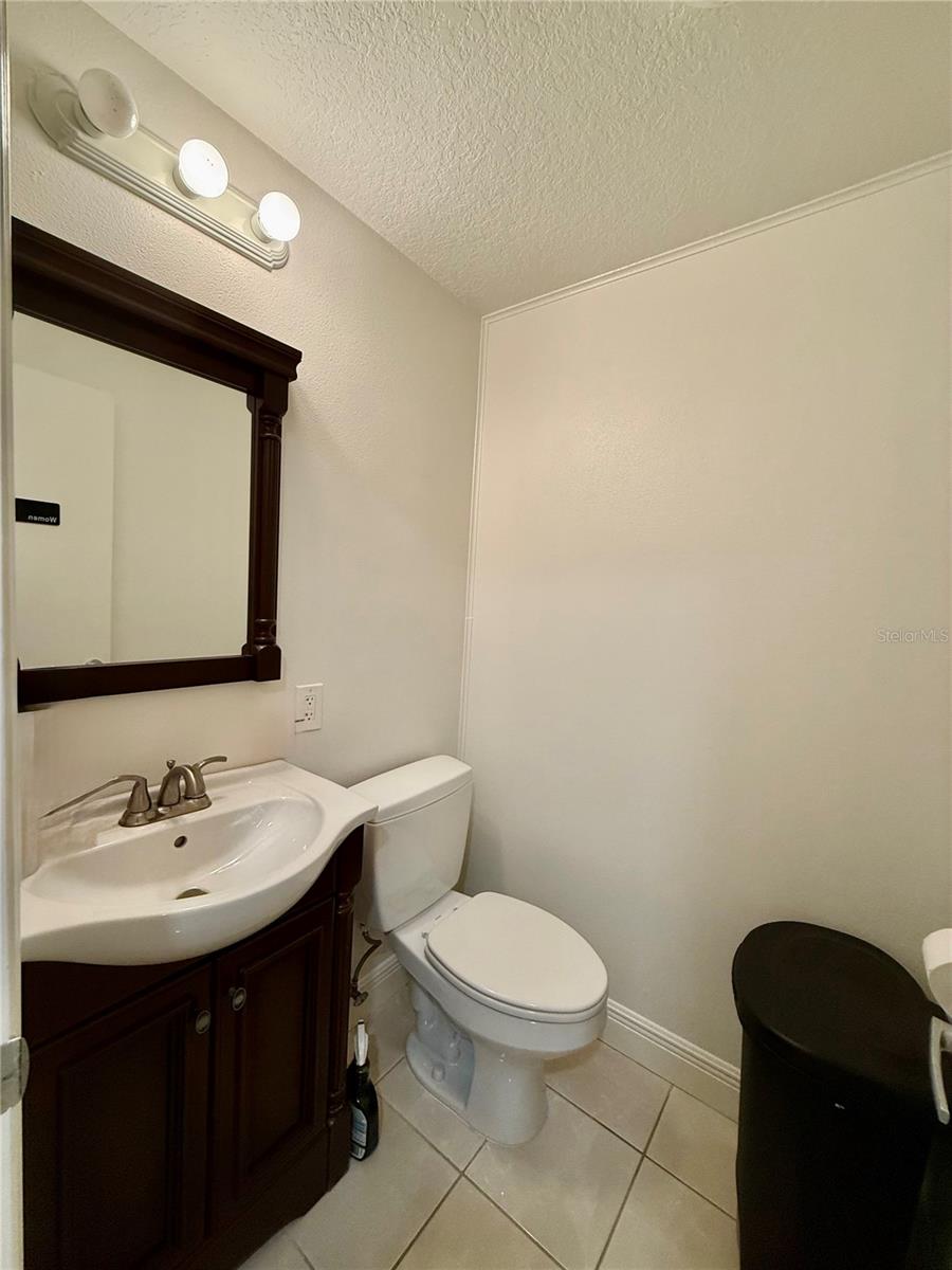 Image 46 of 71 For 220 Coral Sands Drive