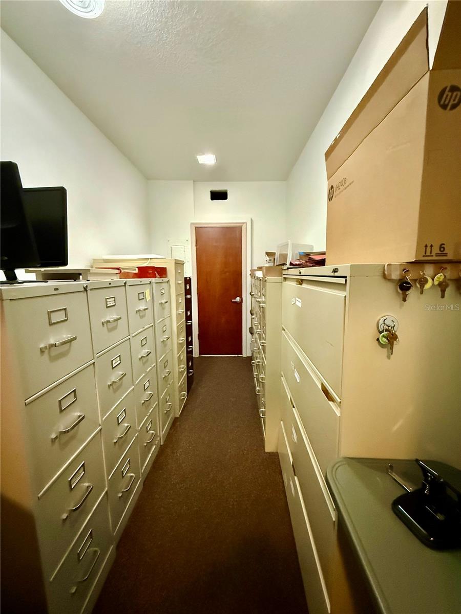 Image 47 of 71 For 220 Coral Sands Drive