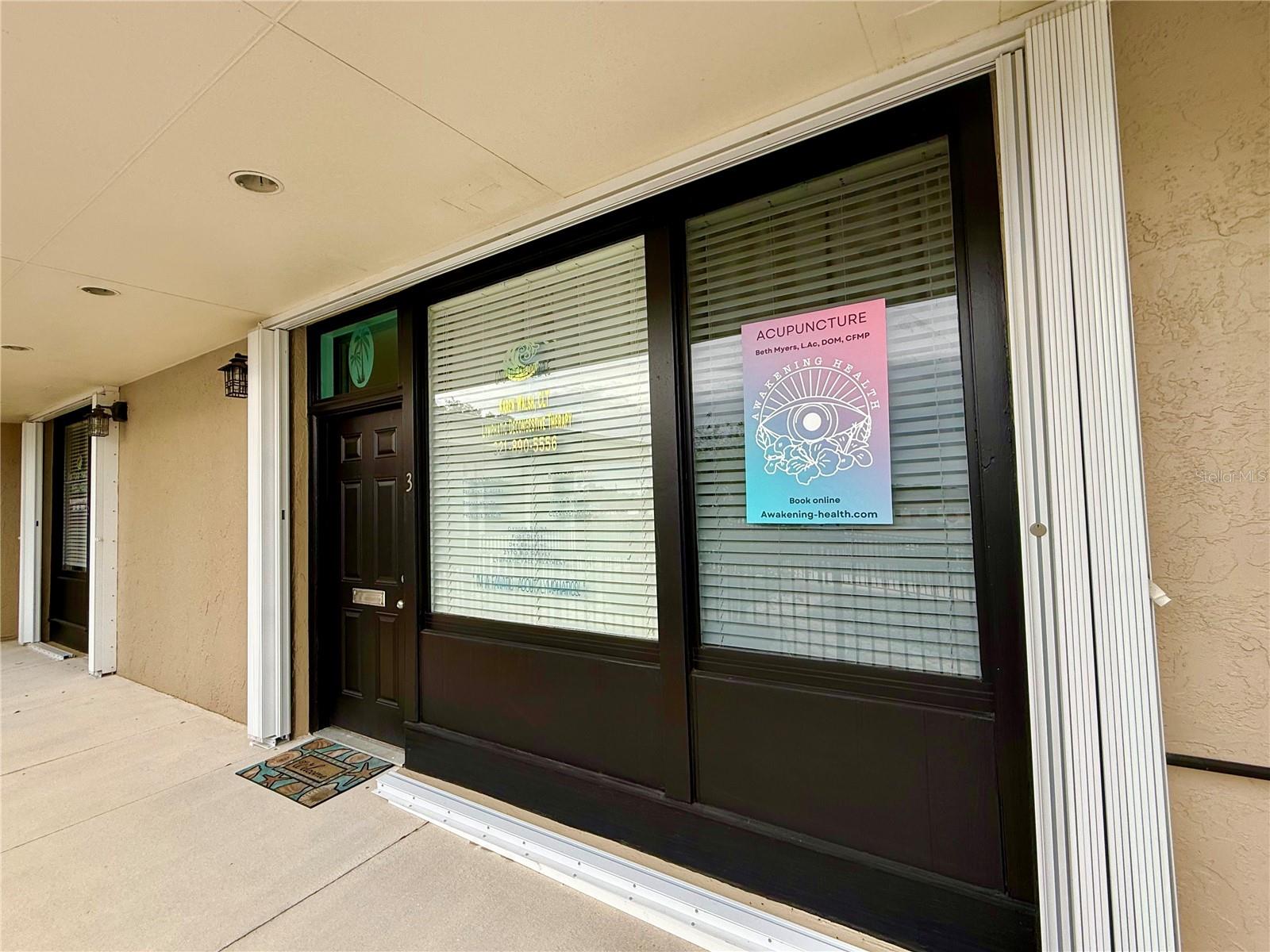 Image 60 of 71 For 220 Coral Sands Drive