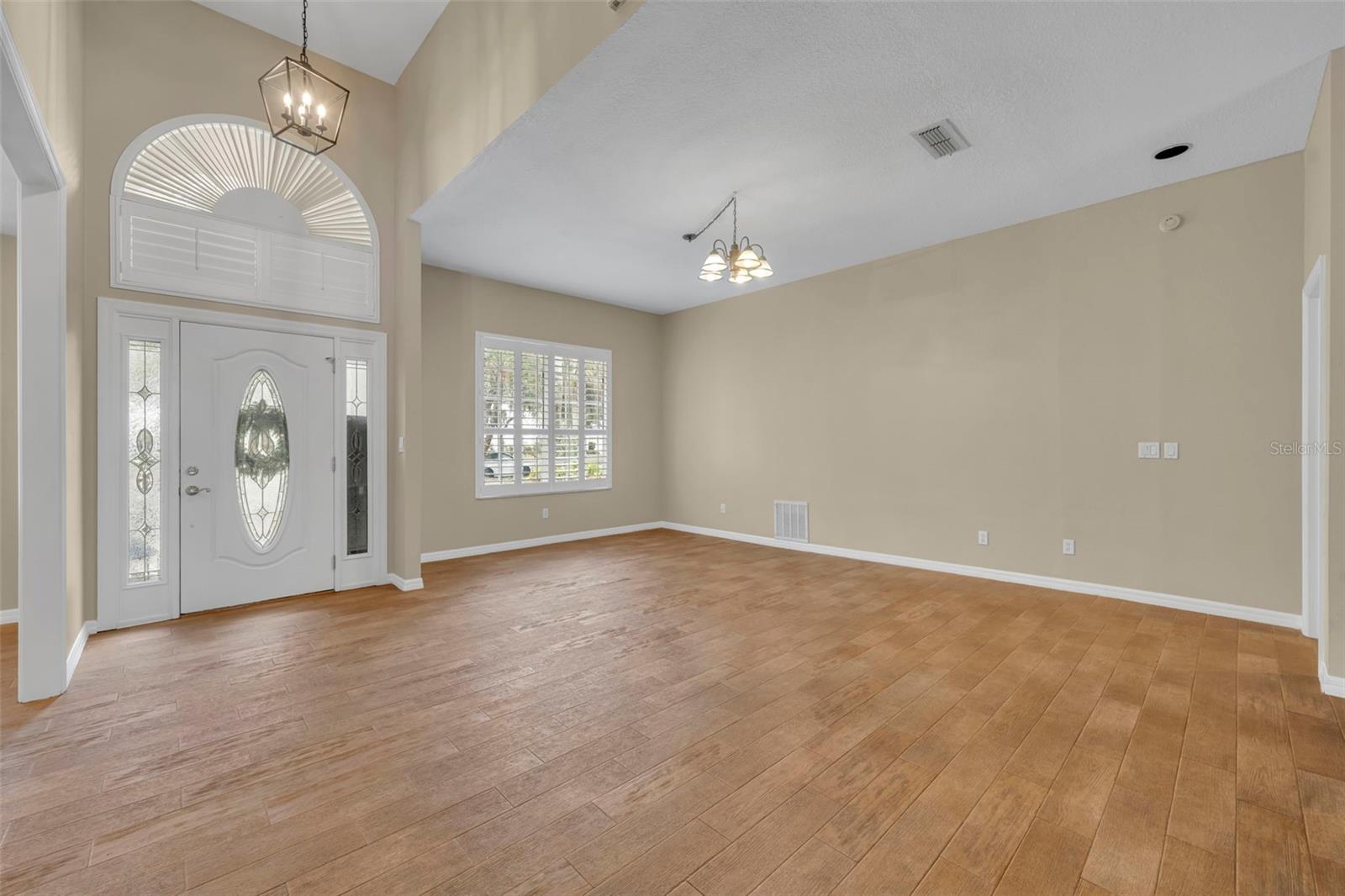 Image 26 of 68 For 13568 Dornoch Drive