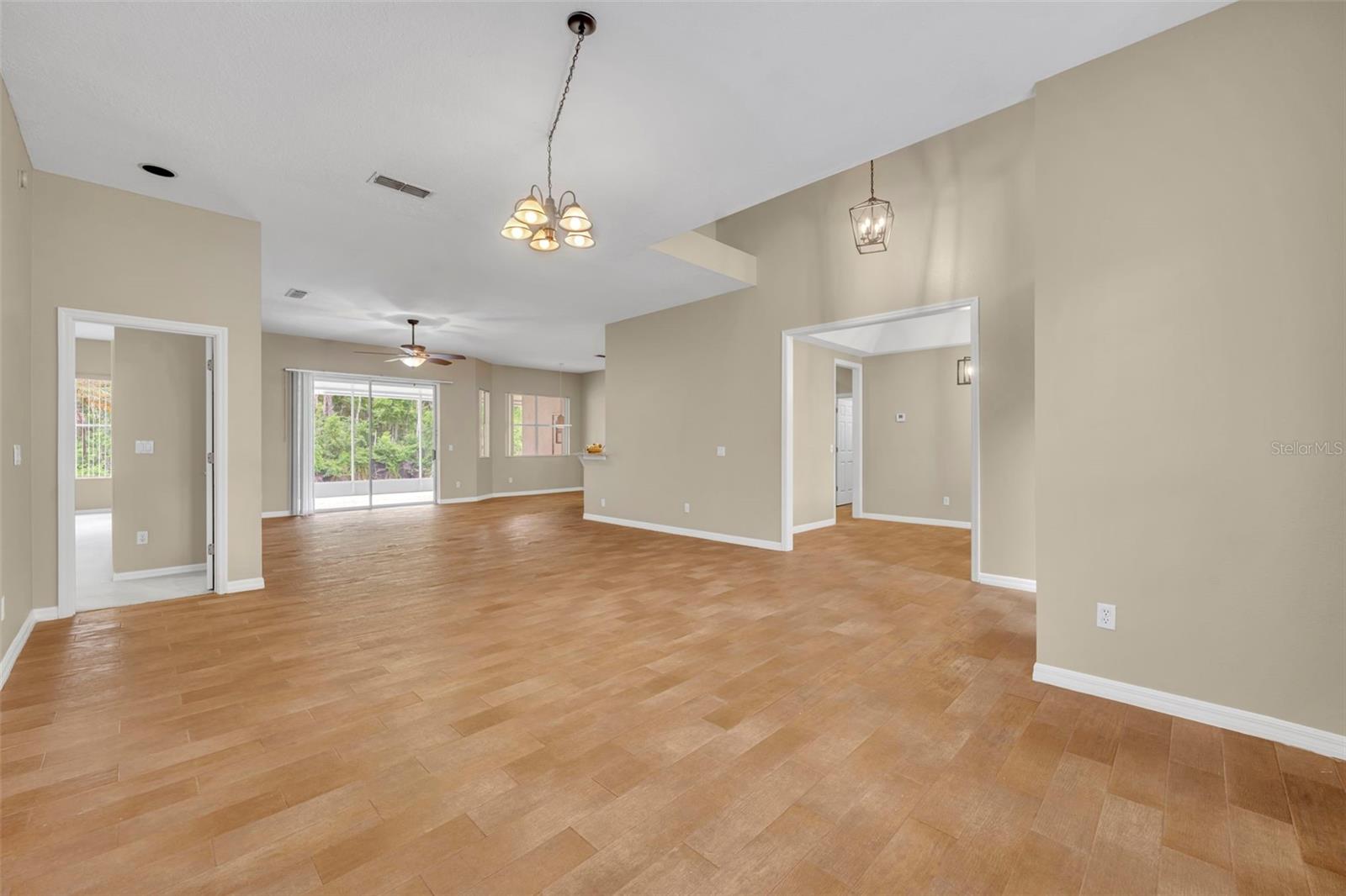 Image 28 of 68 For 13568 Dornoch Drive