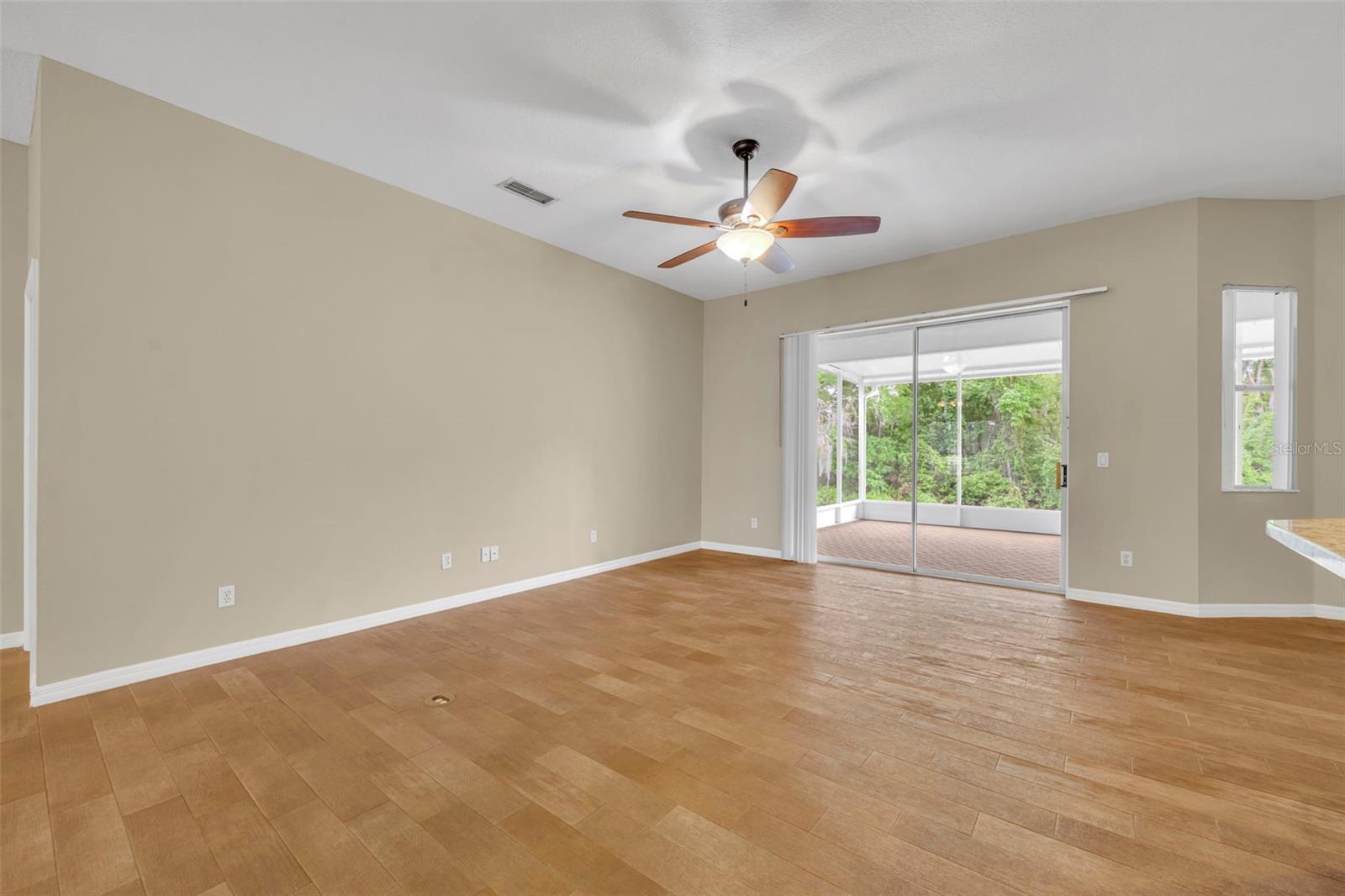 Image 29 of 68 For 13568 Dornoch Drive