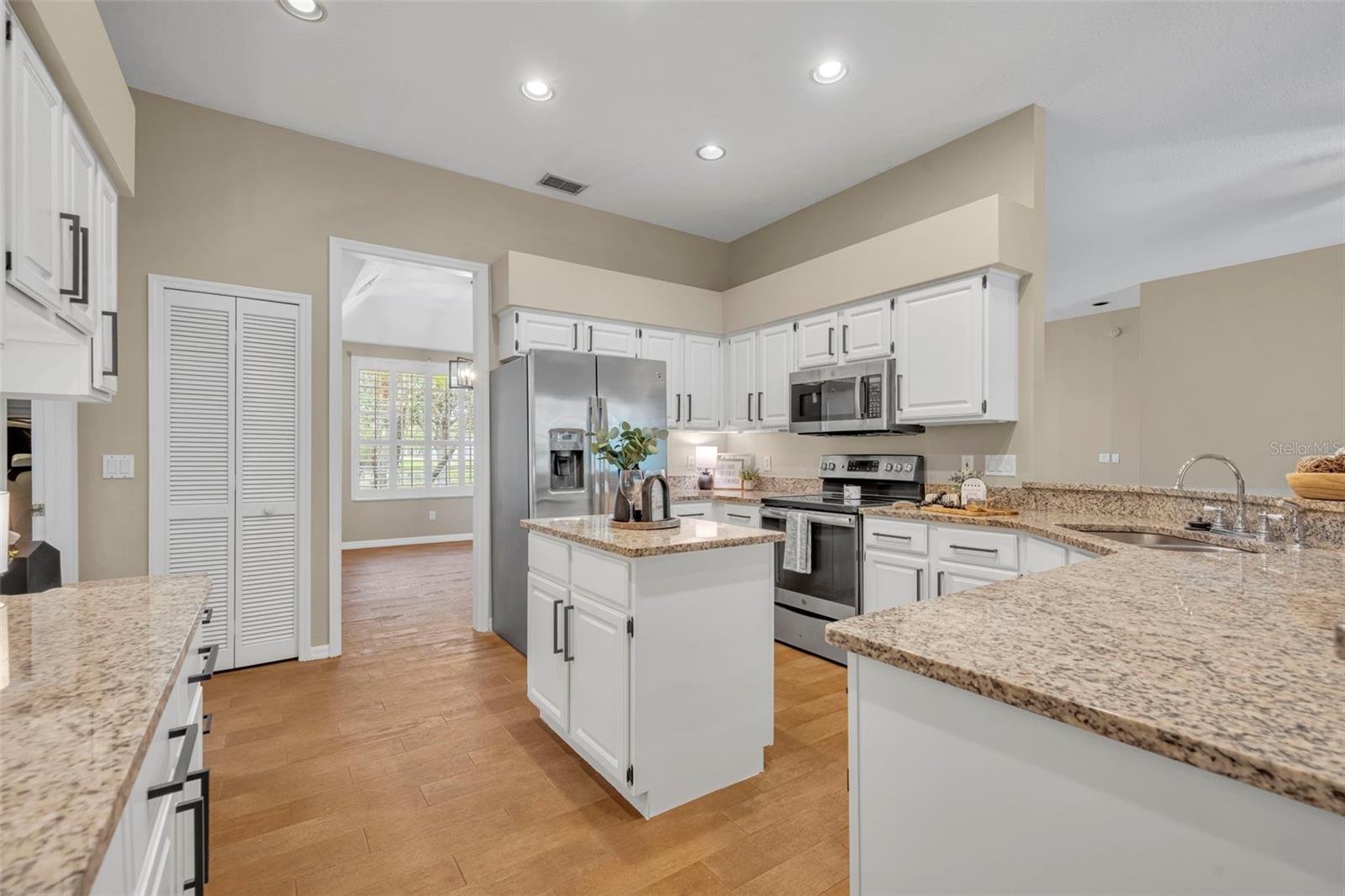 Image 37 of 68 For 13568 Dornoch Drive