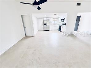 Image 5 of 13 For 10616 Leafy Way