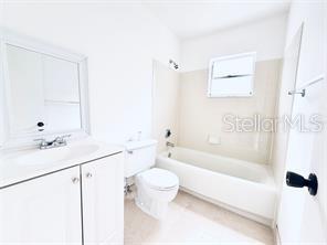 Image 9 of 13 For 10616 Leafy Way