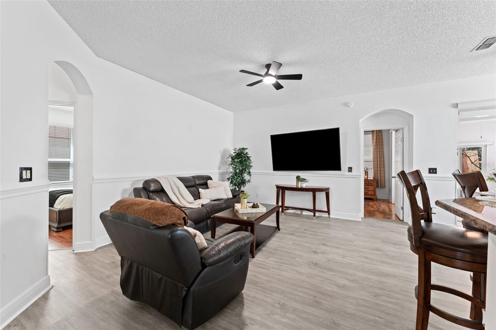 Image 10 of 39 For 1114 Ballyshannon Parkway