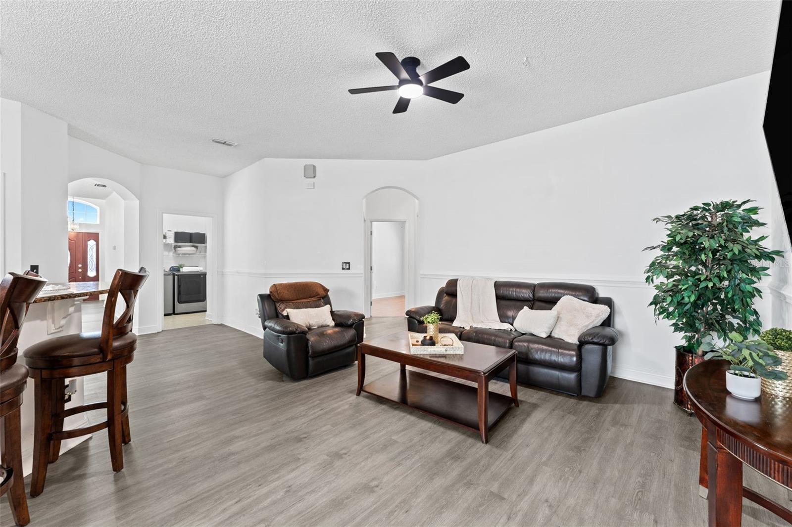 Image 12 of 39 For 1114 Ballyshannon Parkway