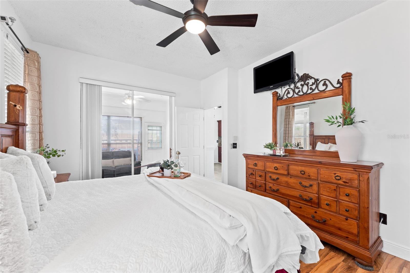 Image 15 of 39 For 1114 Ballyshannon Parkway