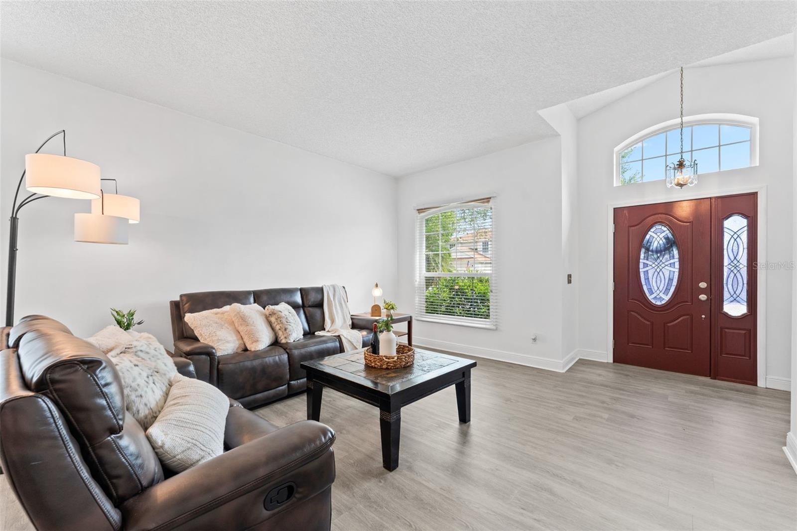 Image 5 of 39 For 1114 Ballyshannon Parkway