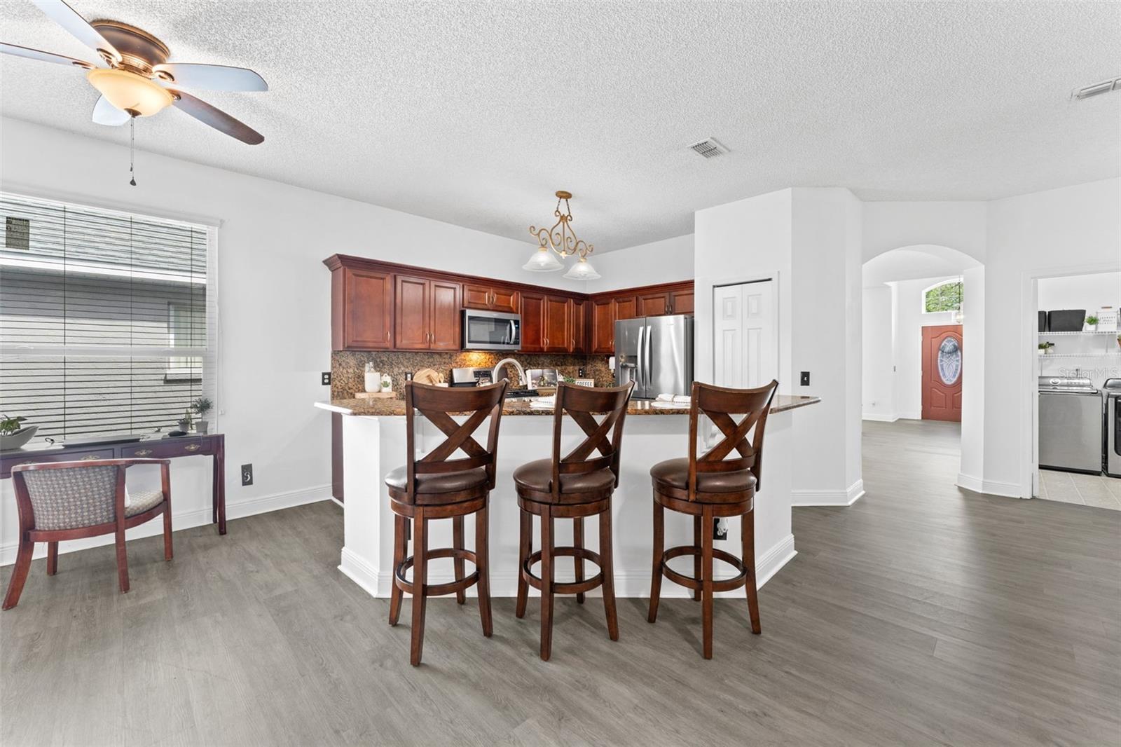 Image 6 of 39 For 1114 Ballyshannon Parkway