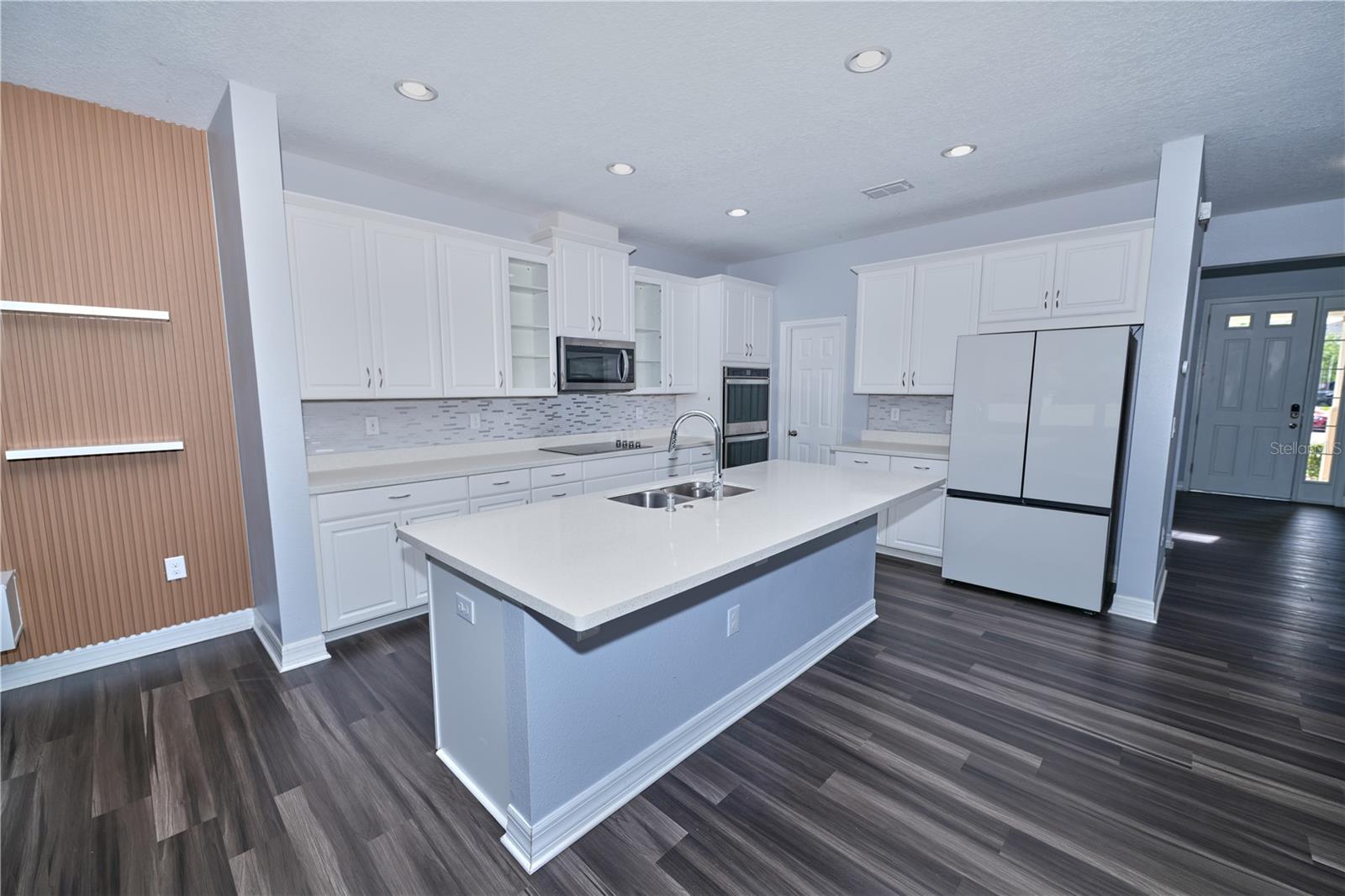 Image 14 of 56 For 2950 Bushmead Court