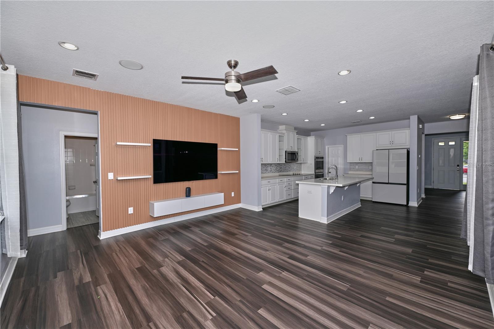 Image 16 of 56 For 2950 Bushmead Court