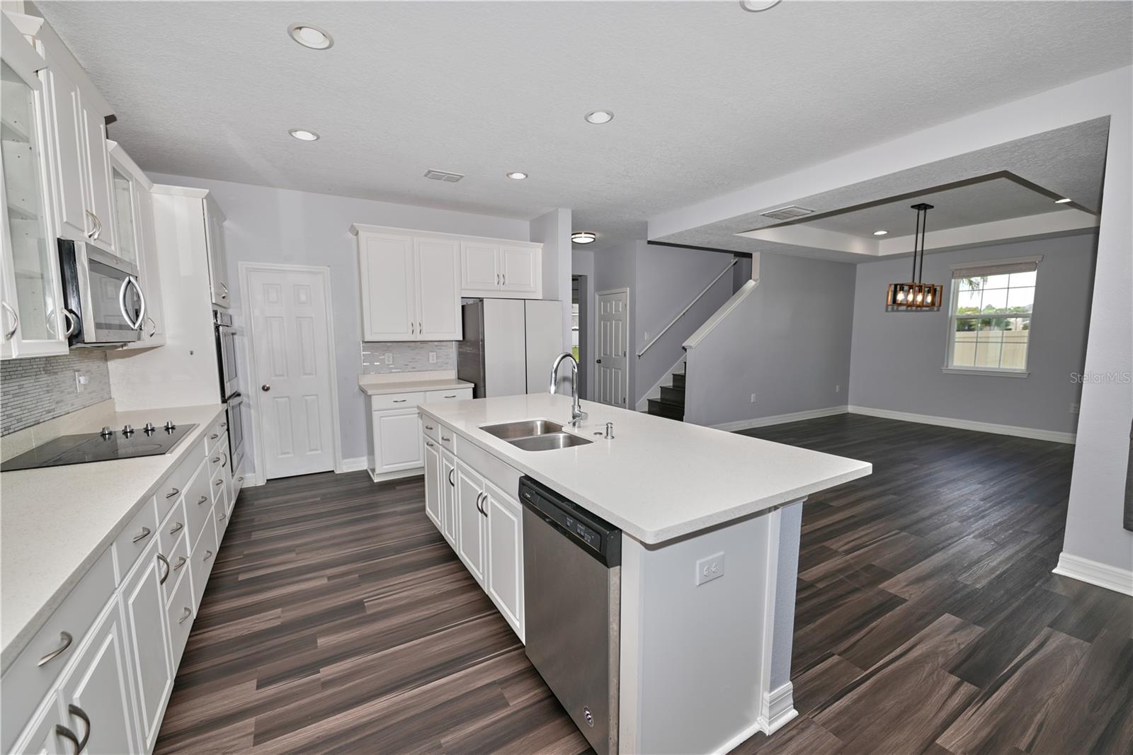 Image 20 of 56 For 2950 Bushmead Court