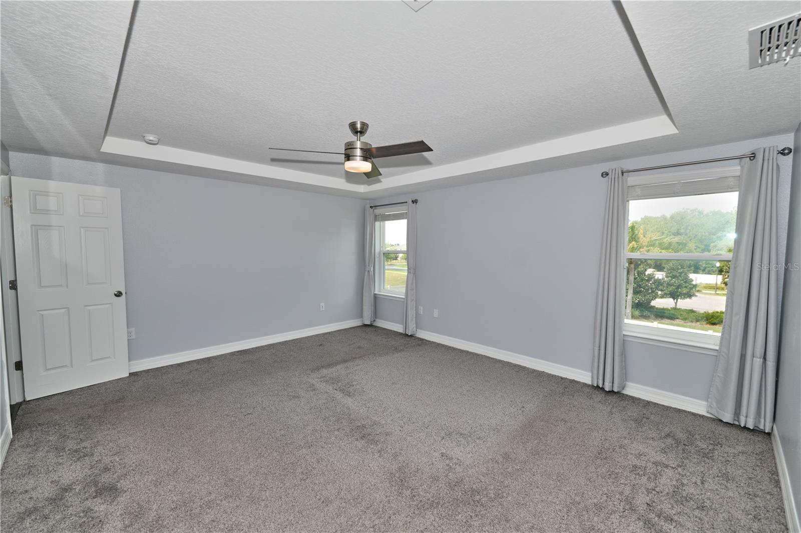 Image 27 of 56 For 2950 Bushmead Court