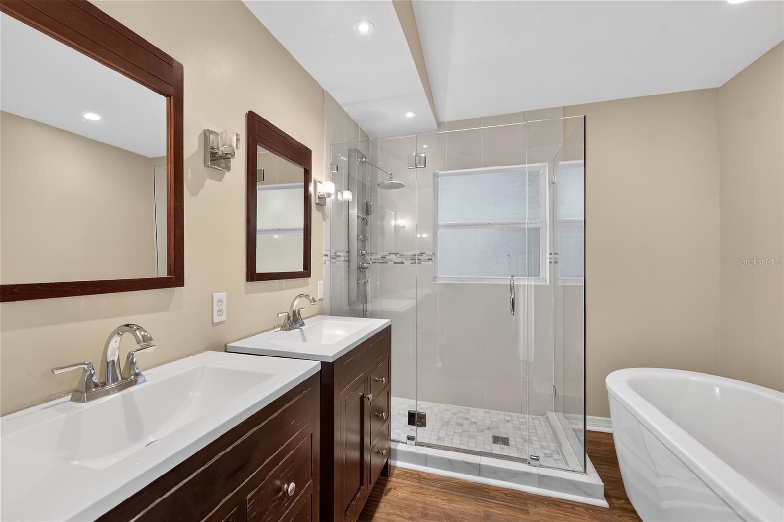 Listing photo id 15 for 1461 Lake Shore Ranch Drive