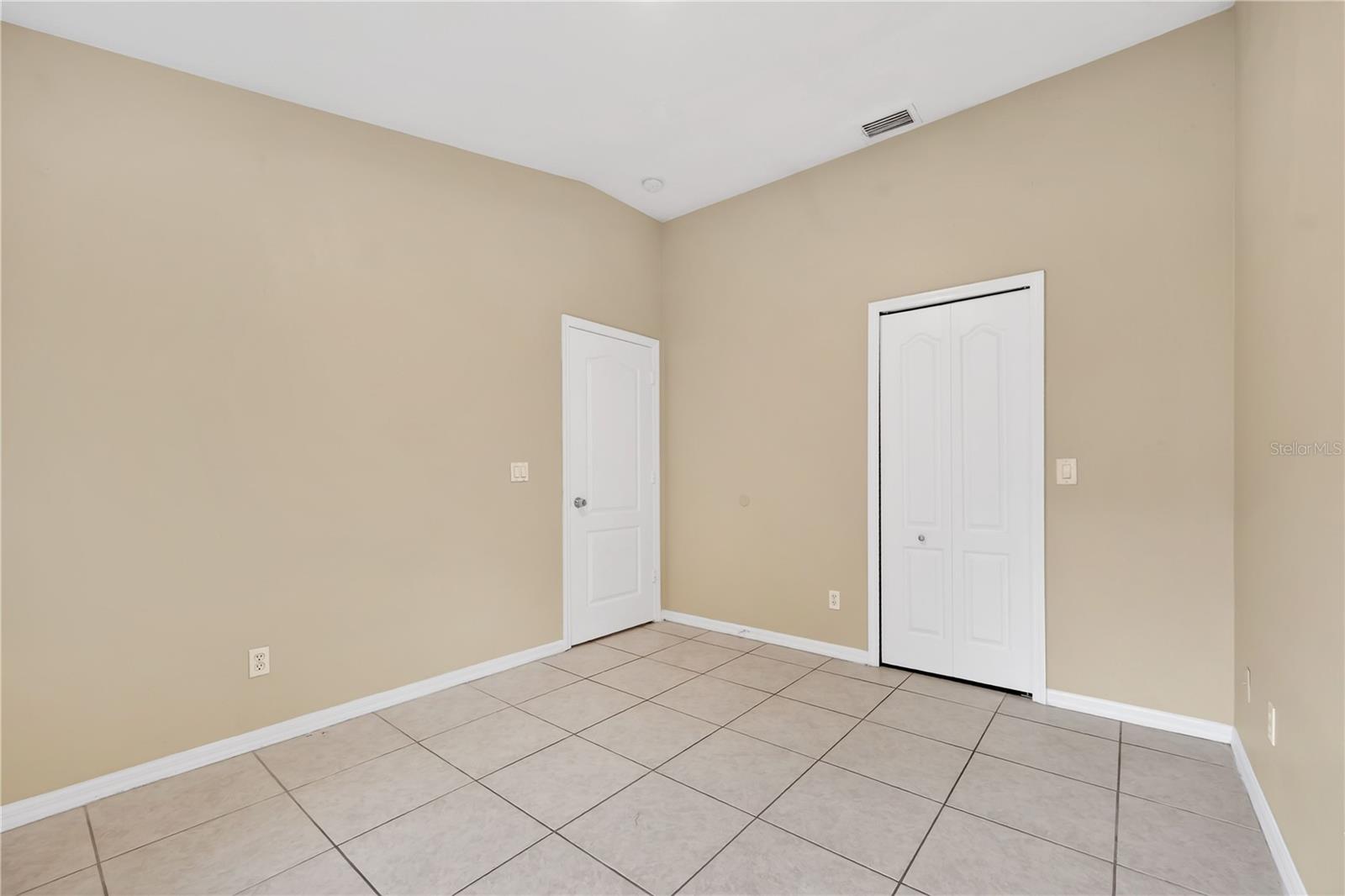 Listing photo id 22 for 1461 Lake Shore Ranch Drive