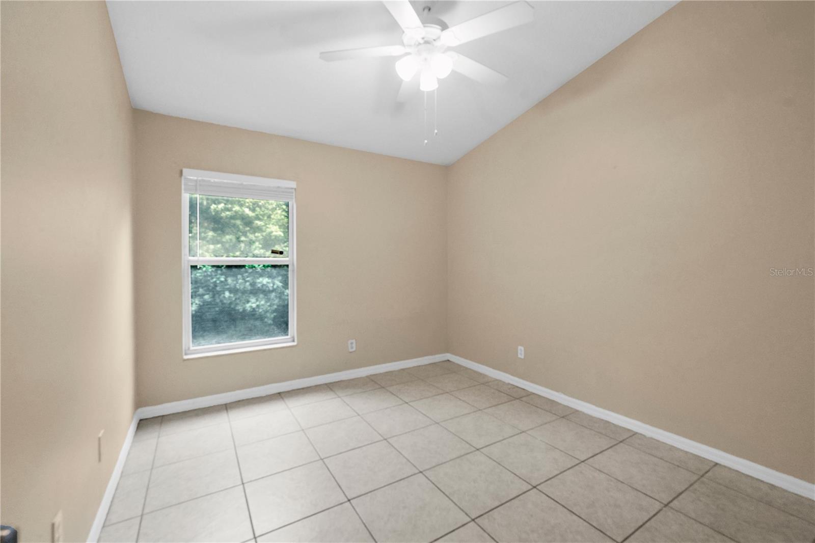 Listing photo id 27 for 1461 Lake Shore Ranch Drive