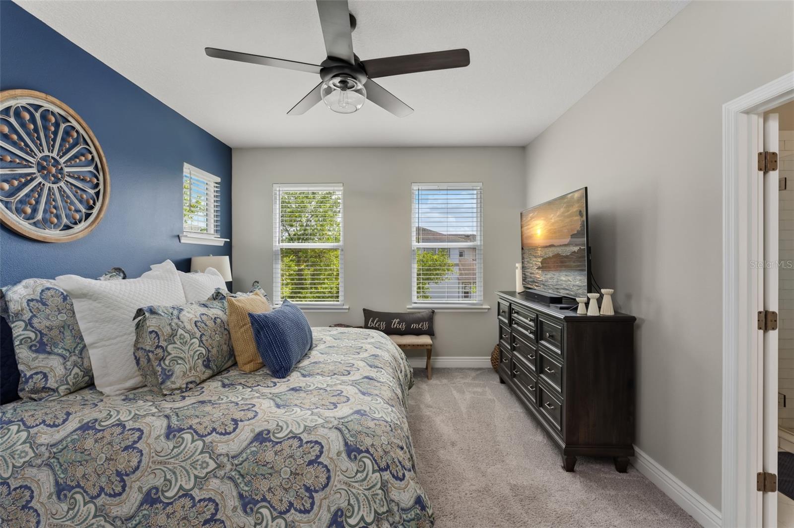 Image 26 of 53 For 8189 Laureate Boulevard