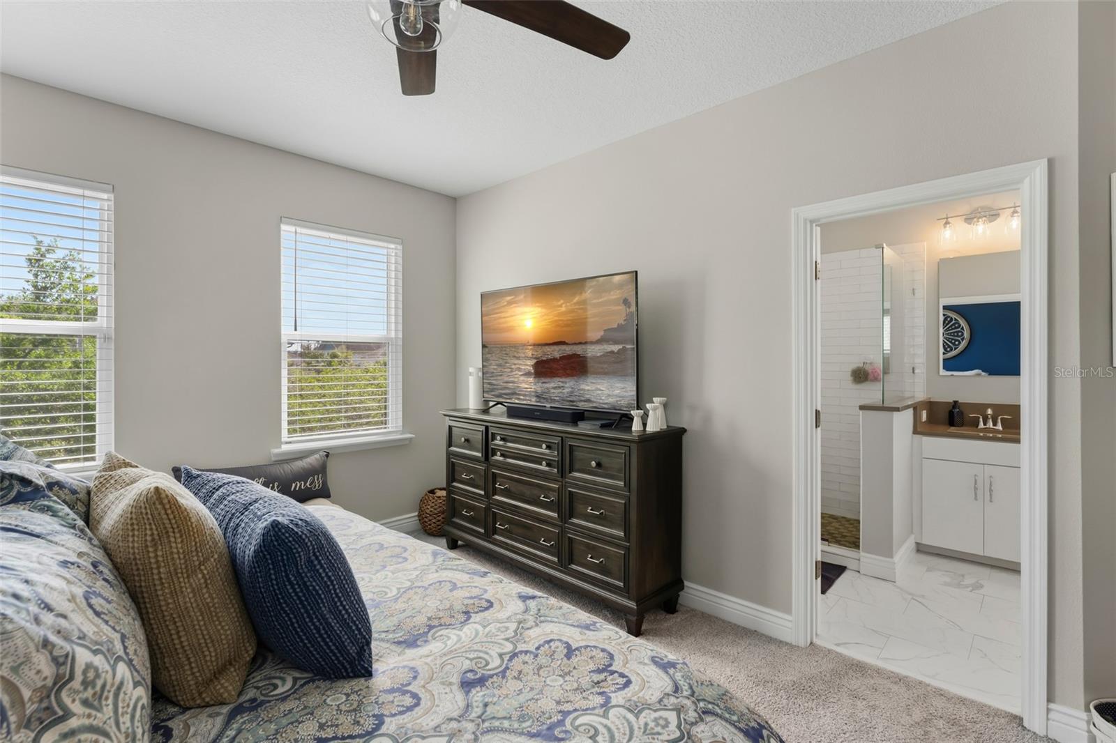 Image 27 of 53 For 8189 Laureate Boulevard