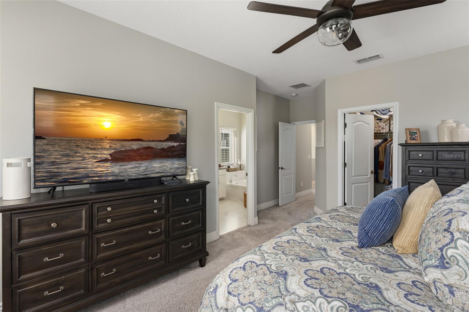 Image 28 of 53 For 8189 Laureate Boulevard