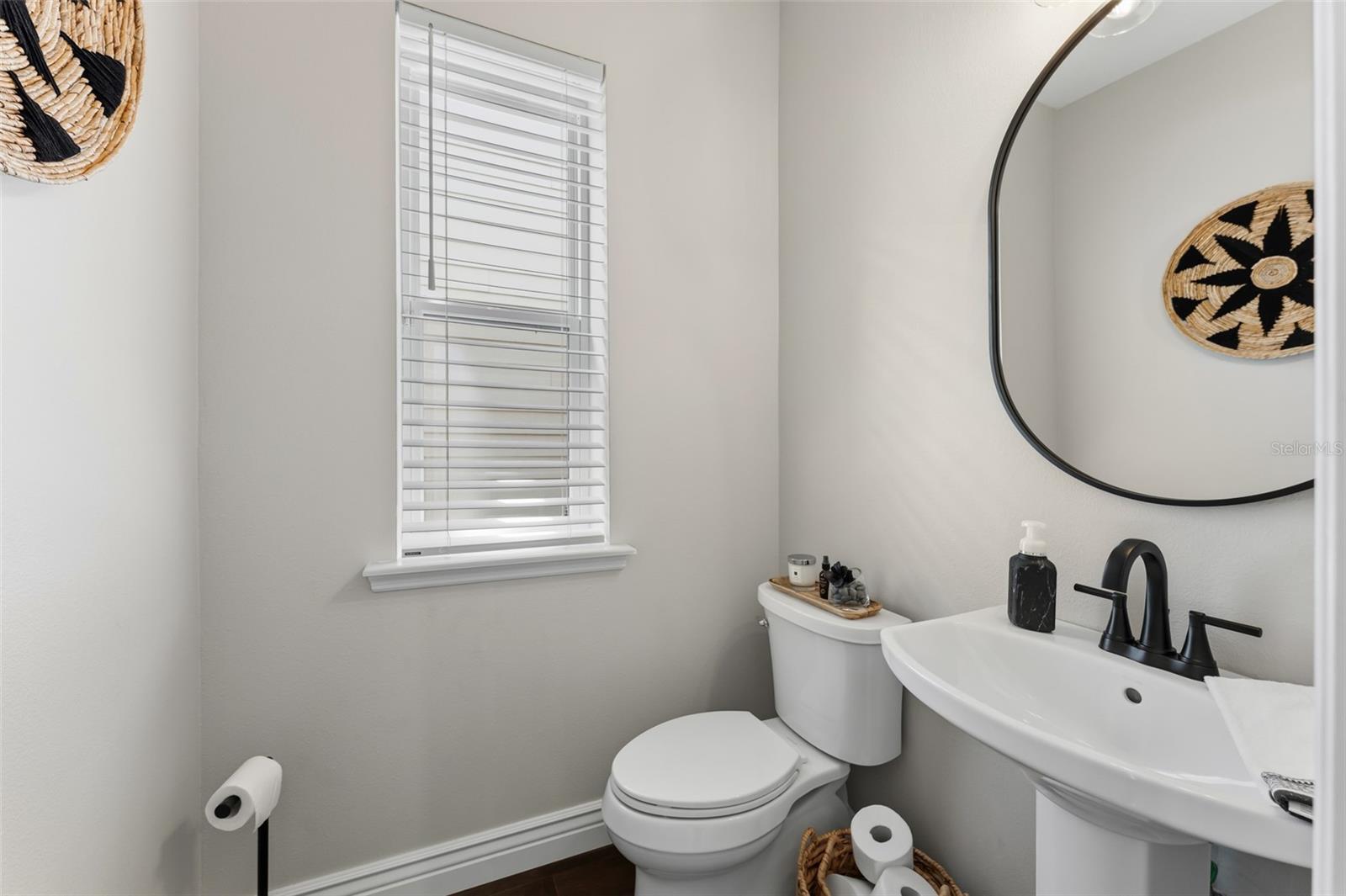 Image 37 of 53 For 8189 Laureate Boulevard