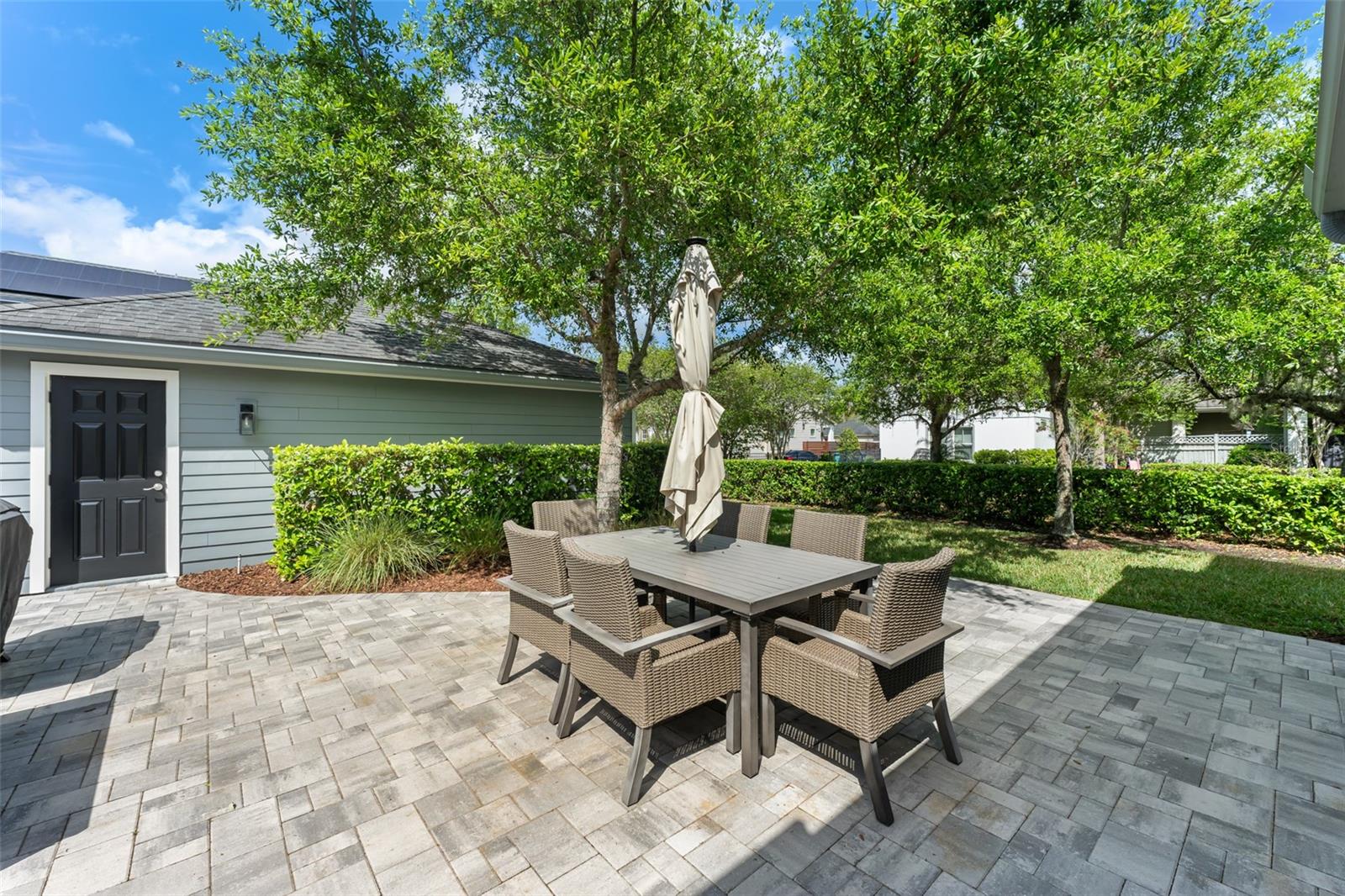 Image 43 of 53 For 8189 Laureate Boulevard