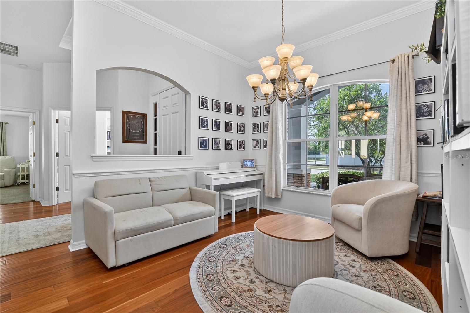 Image 11 of 83 For 388 Sweetwater Springs St