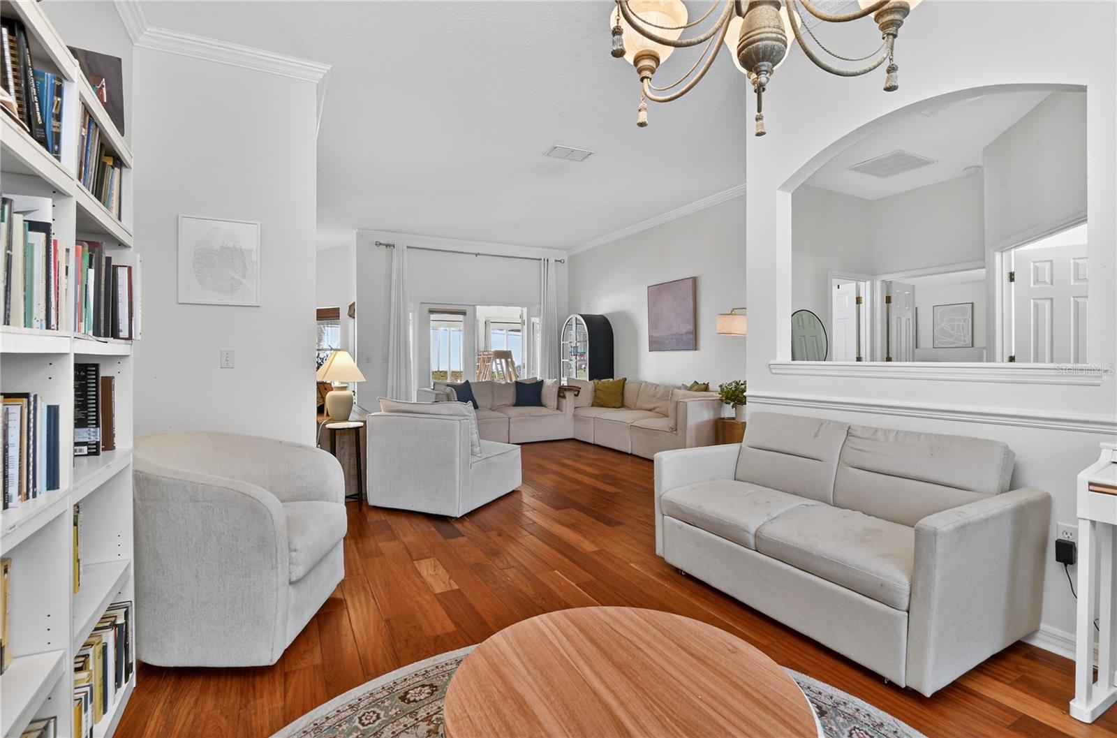 Image 13 of 83 For 388 Sweetwater Springs St