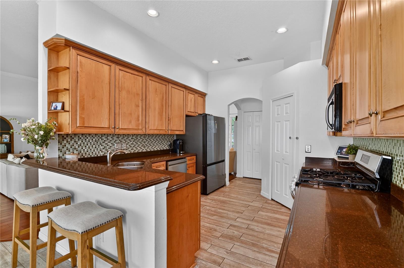 Image 20 of 83 For 388 Sweetwater Springs St