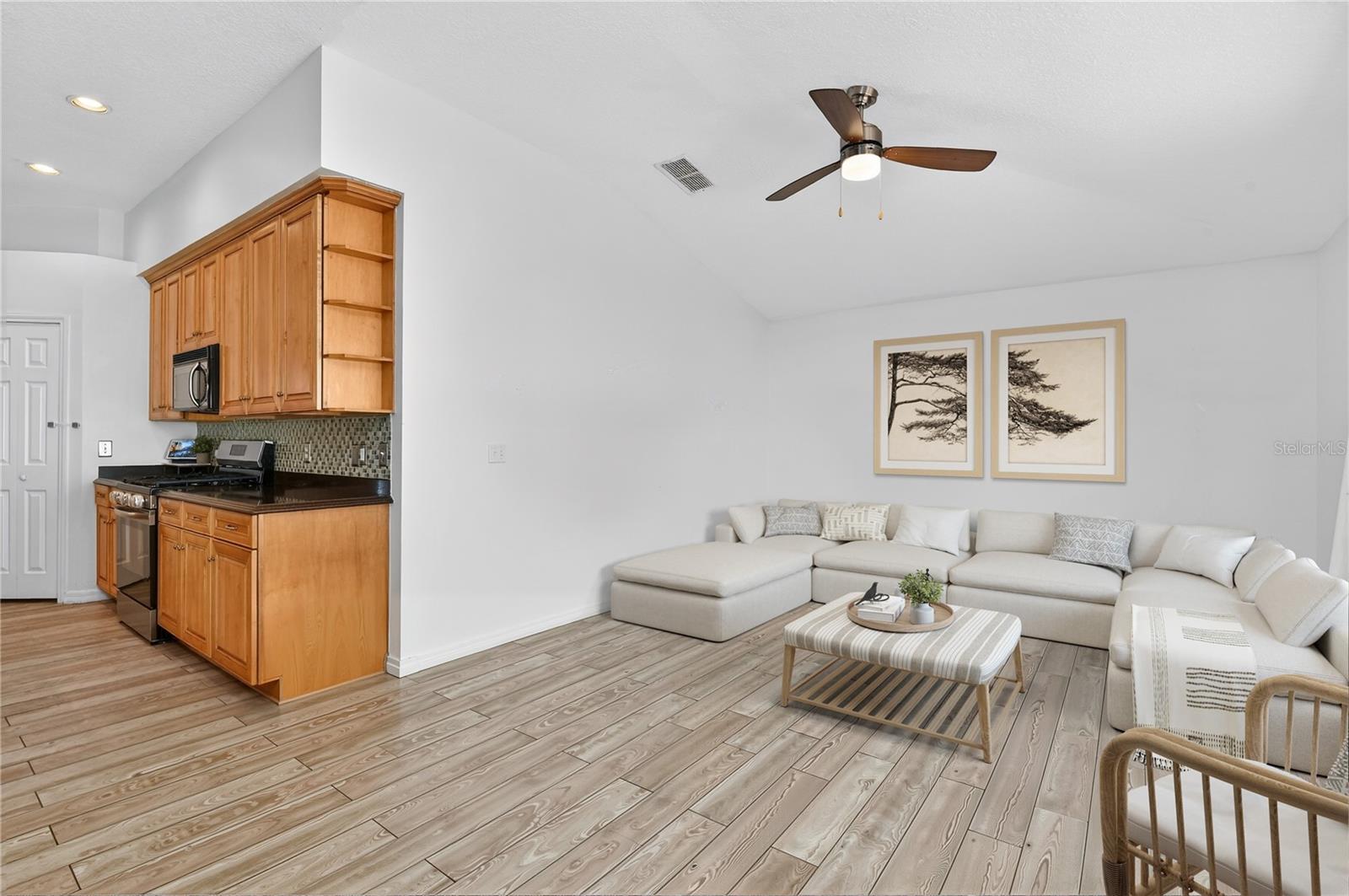 Image 27 of 83 For 388 Sweetwater Springs St