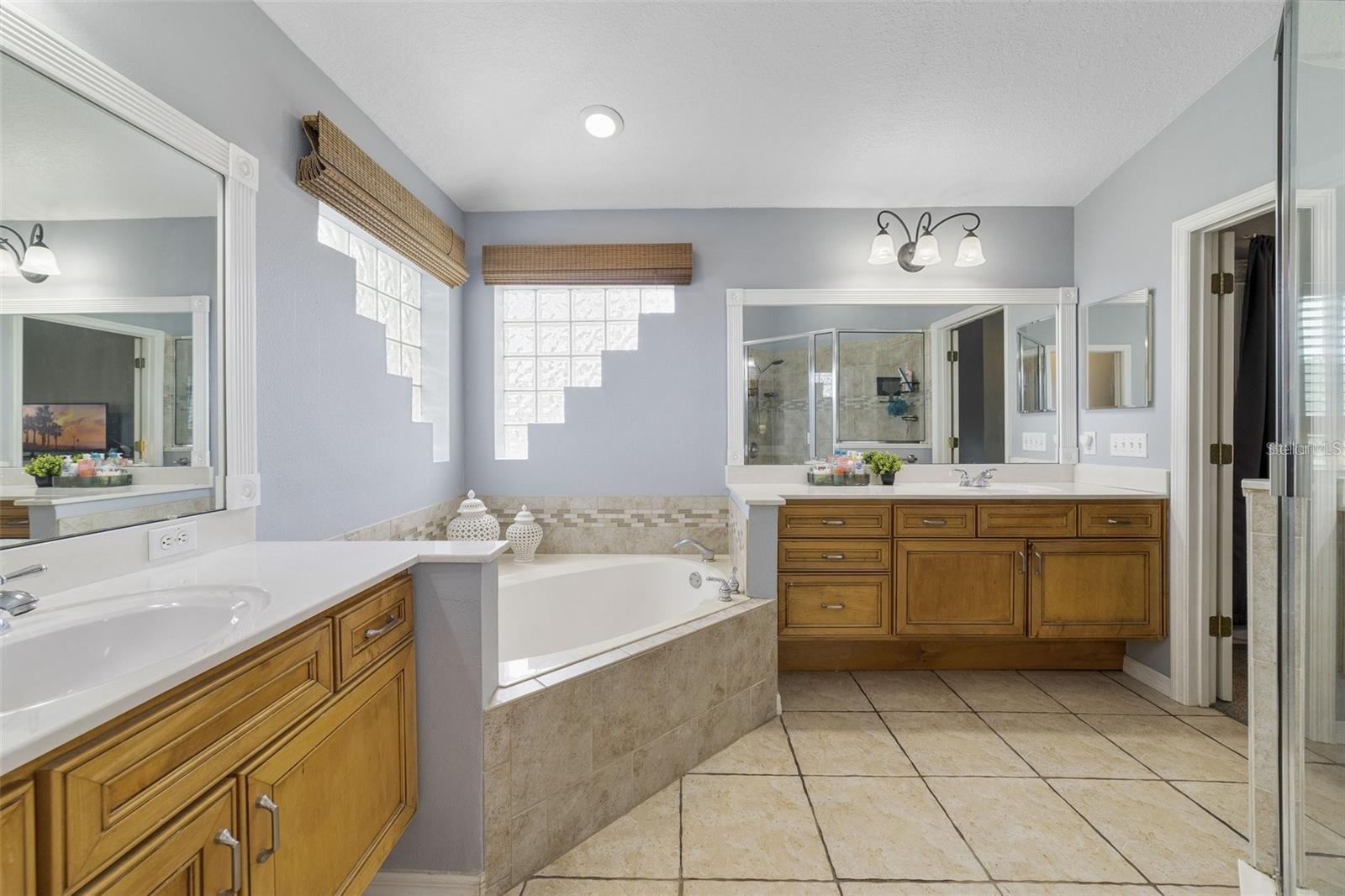 Image 40 of 83 For 388 Sweetwater Springs St