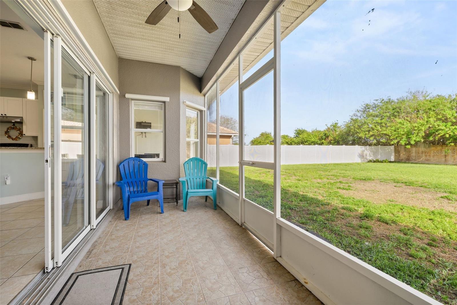 Image 29 of 68 For 2591 Summerland Way