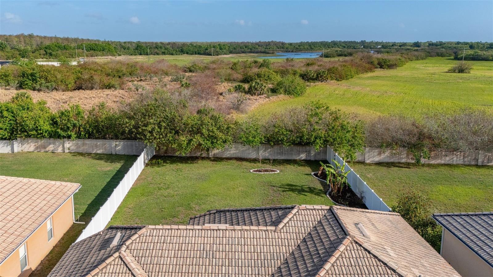 Image 37 of 68 For 2591 Summerland Way