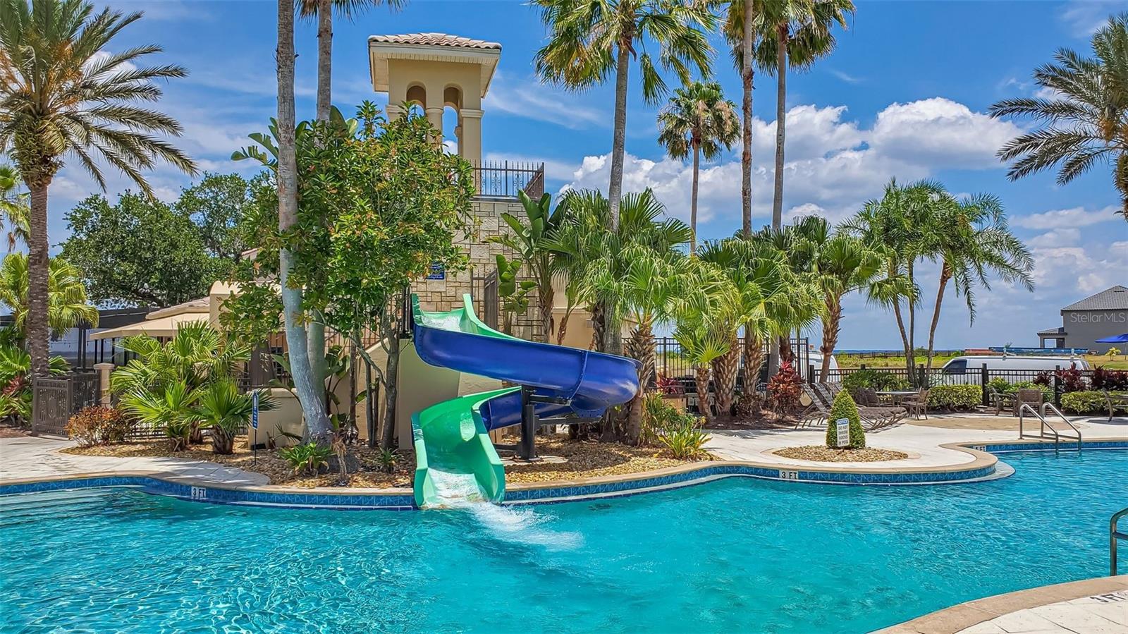 Image 47 of 68 For 2591 Summerland Way