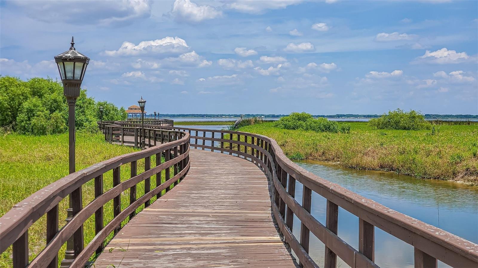 Image 64 of 68 For 2591 Summerland Way