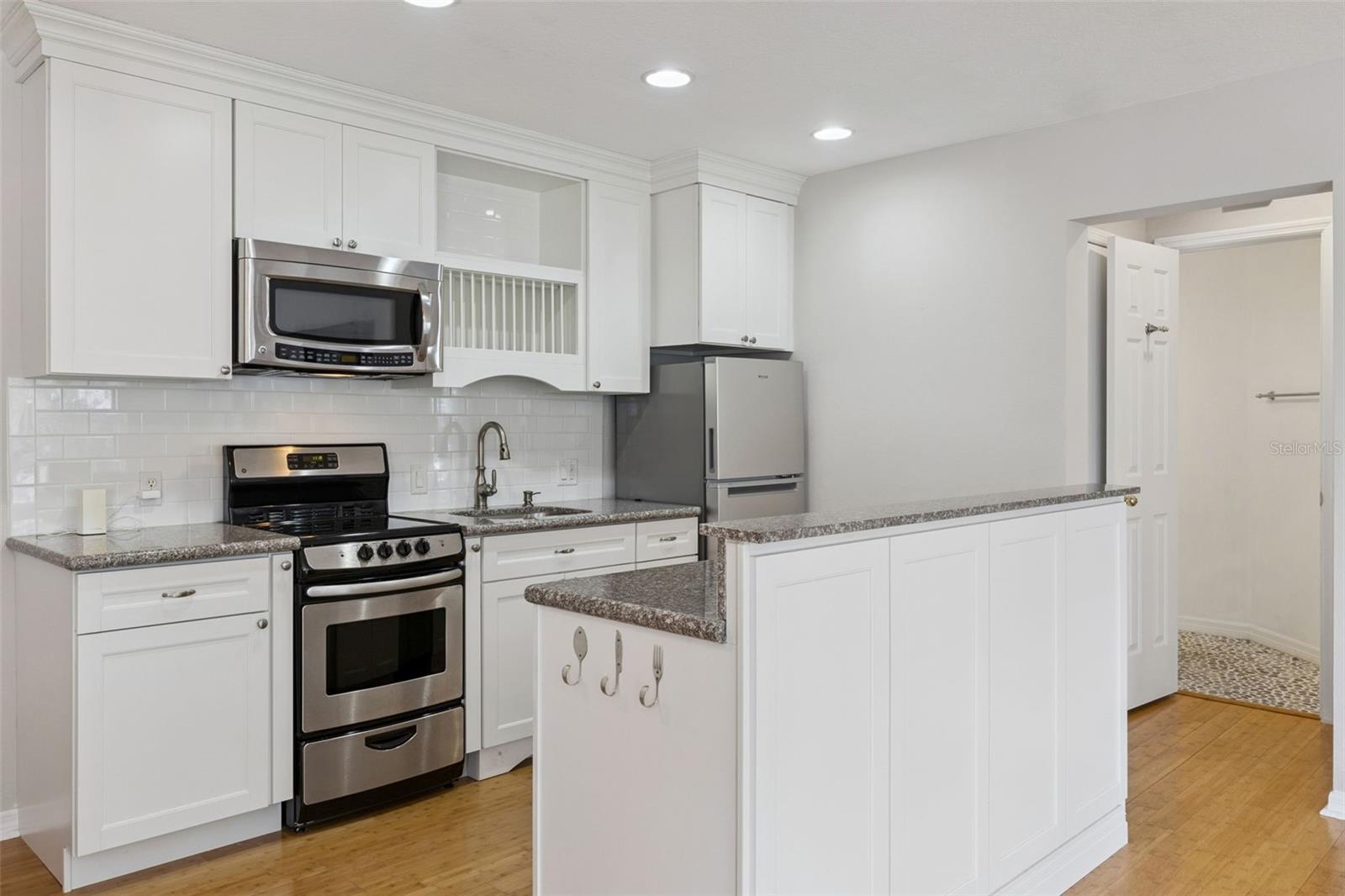 Image 17 of 73 For 707 Eagle Woods Trail