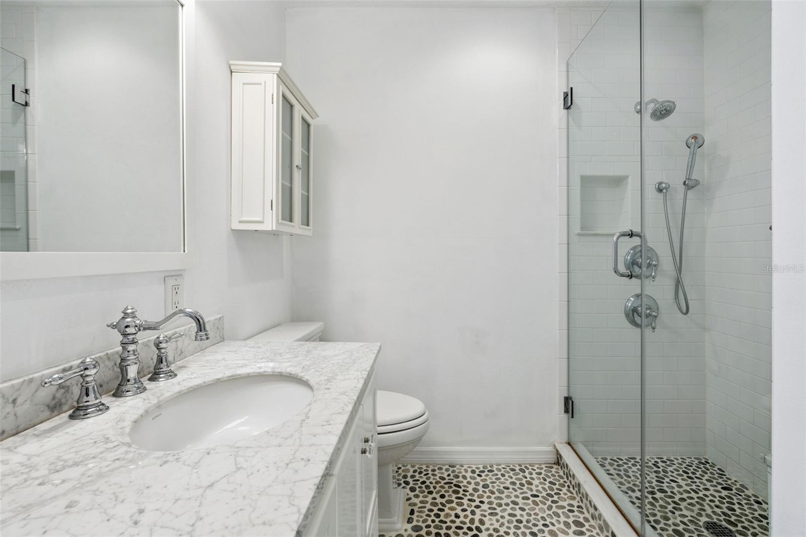 Image 42 of 73 For 707 Eagle Woods Trail