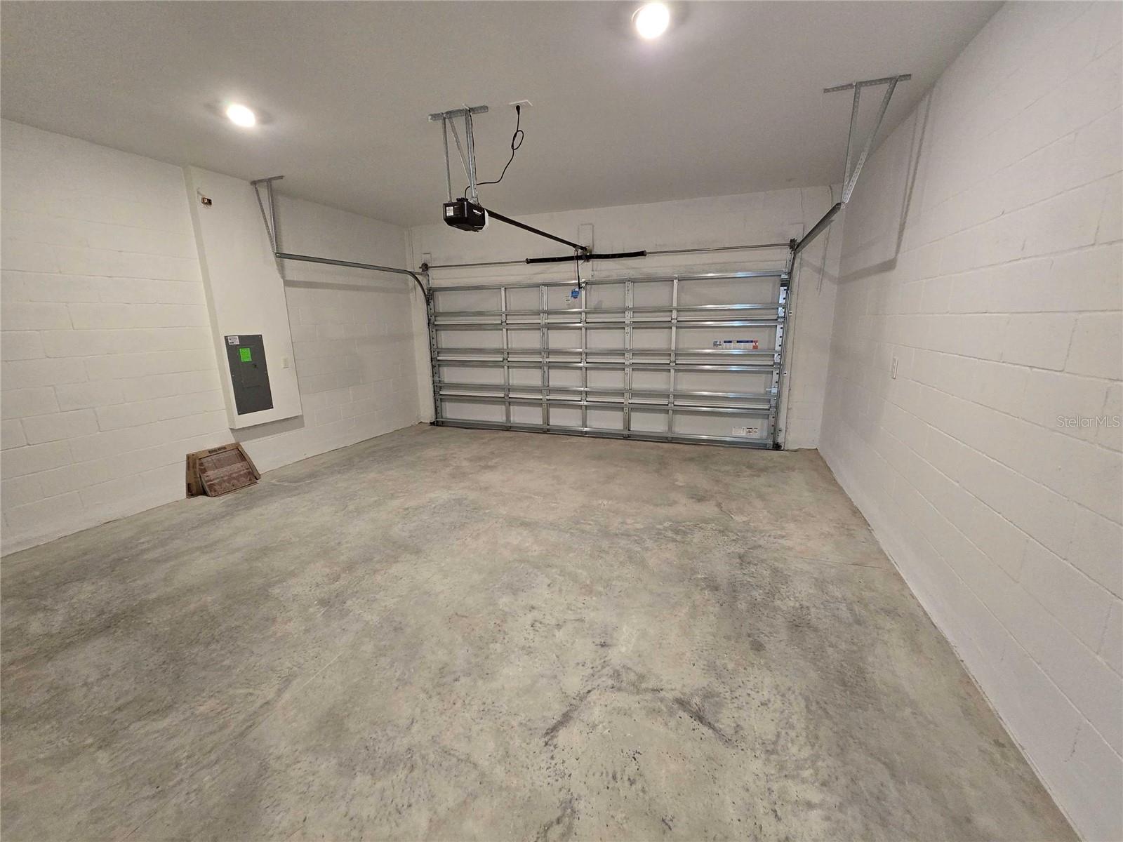 Image 21 of 24 For 3434 Beam Terrace