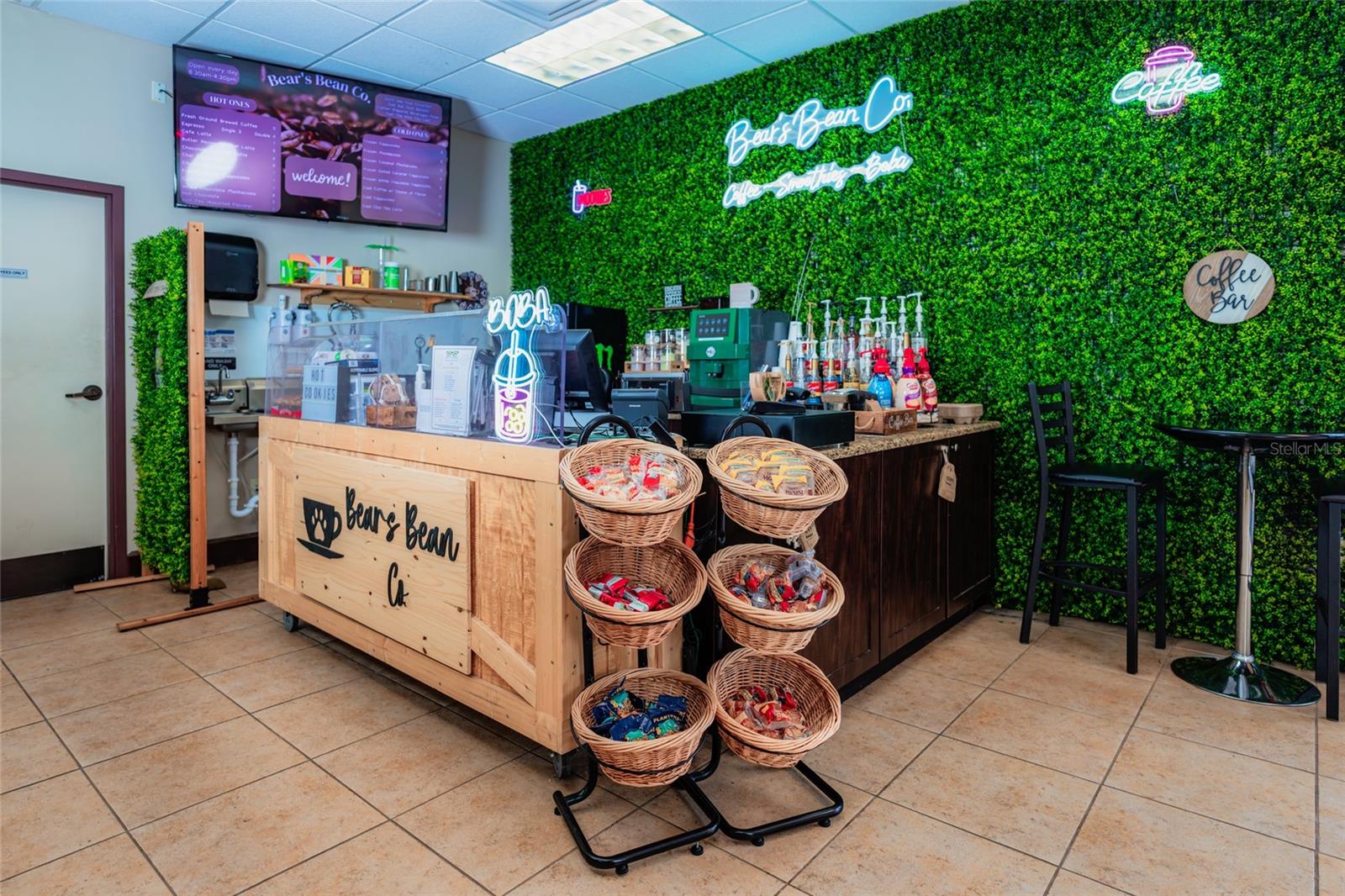 Image 17 of 22 For 1110 Spaceport Court