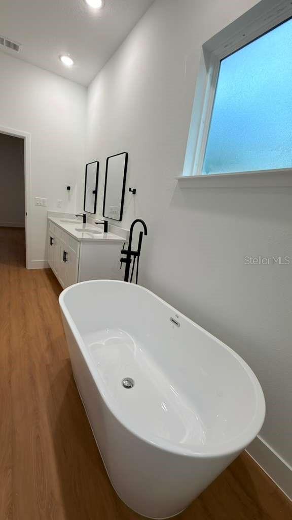 Image 40 of 58 For 7250 Freeport Circle