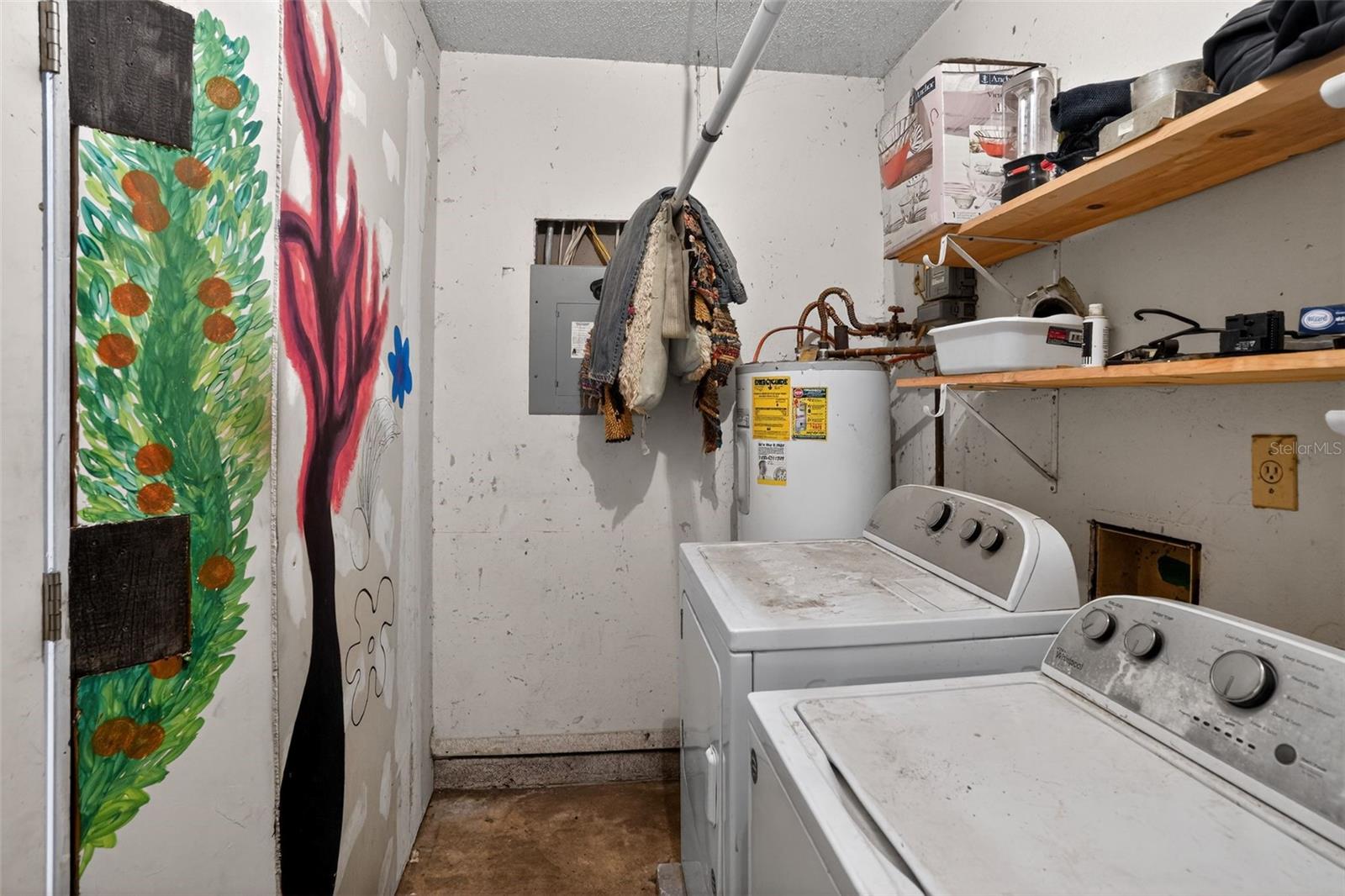 Image 34 of 37 For 9910 Oak Haven Road